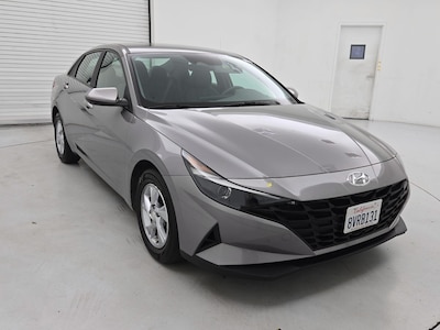 Gray 2021 Hyundai Elantra SE