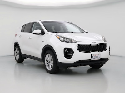 White 2019 Kia Sportage LX