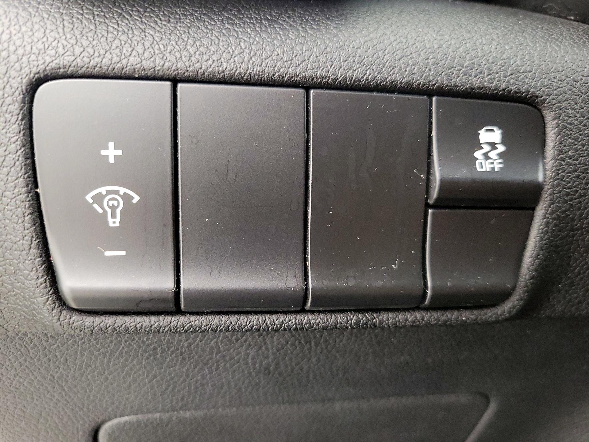 Thumbnail: 2019 Kia Sportage - 13
