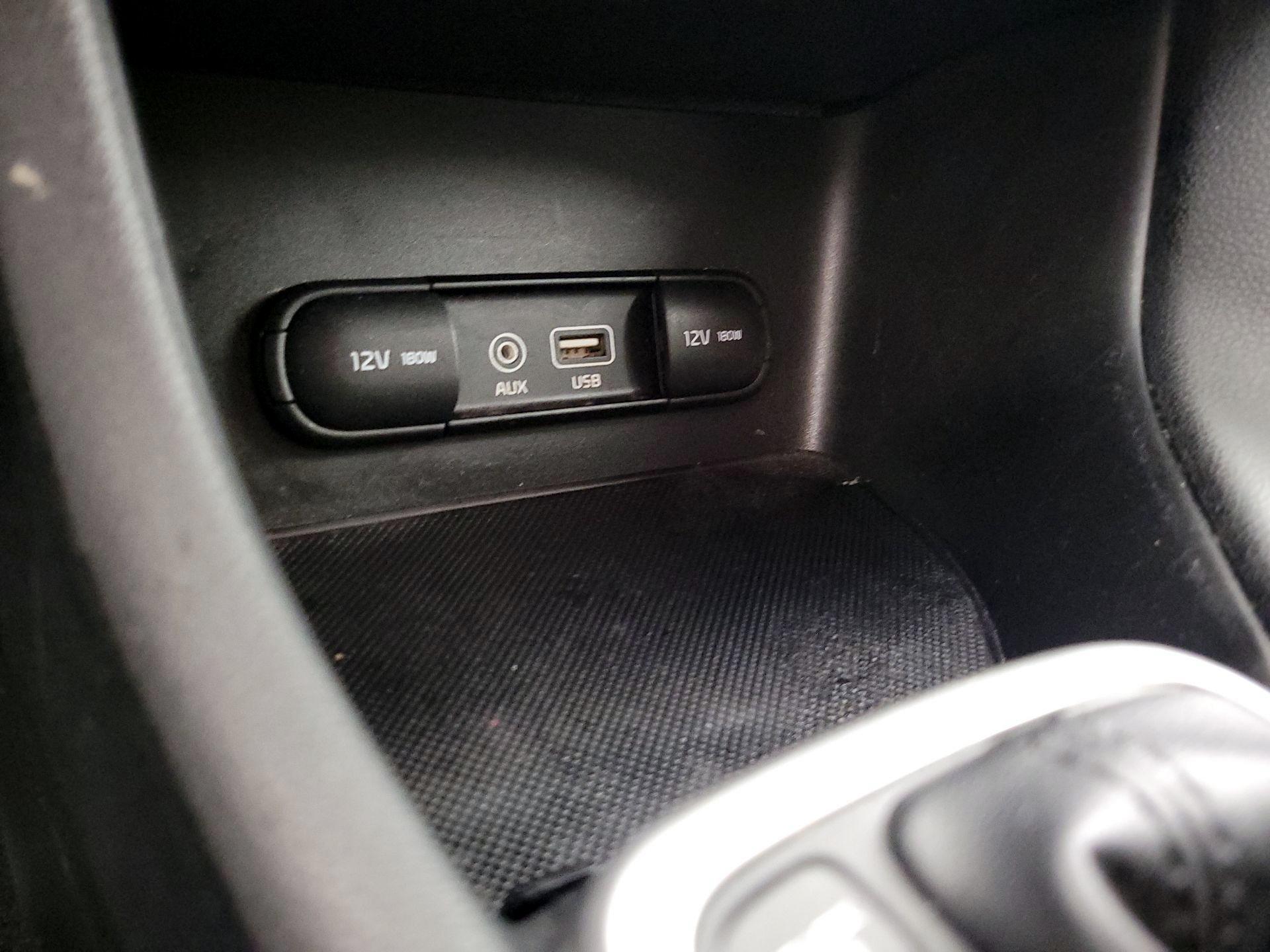 Thumbnail: 2019 Kia Sportage - 18