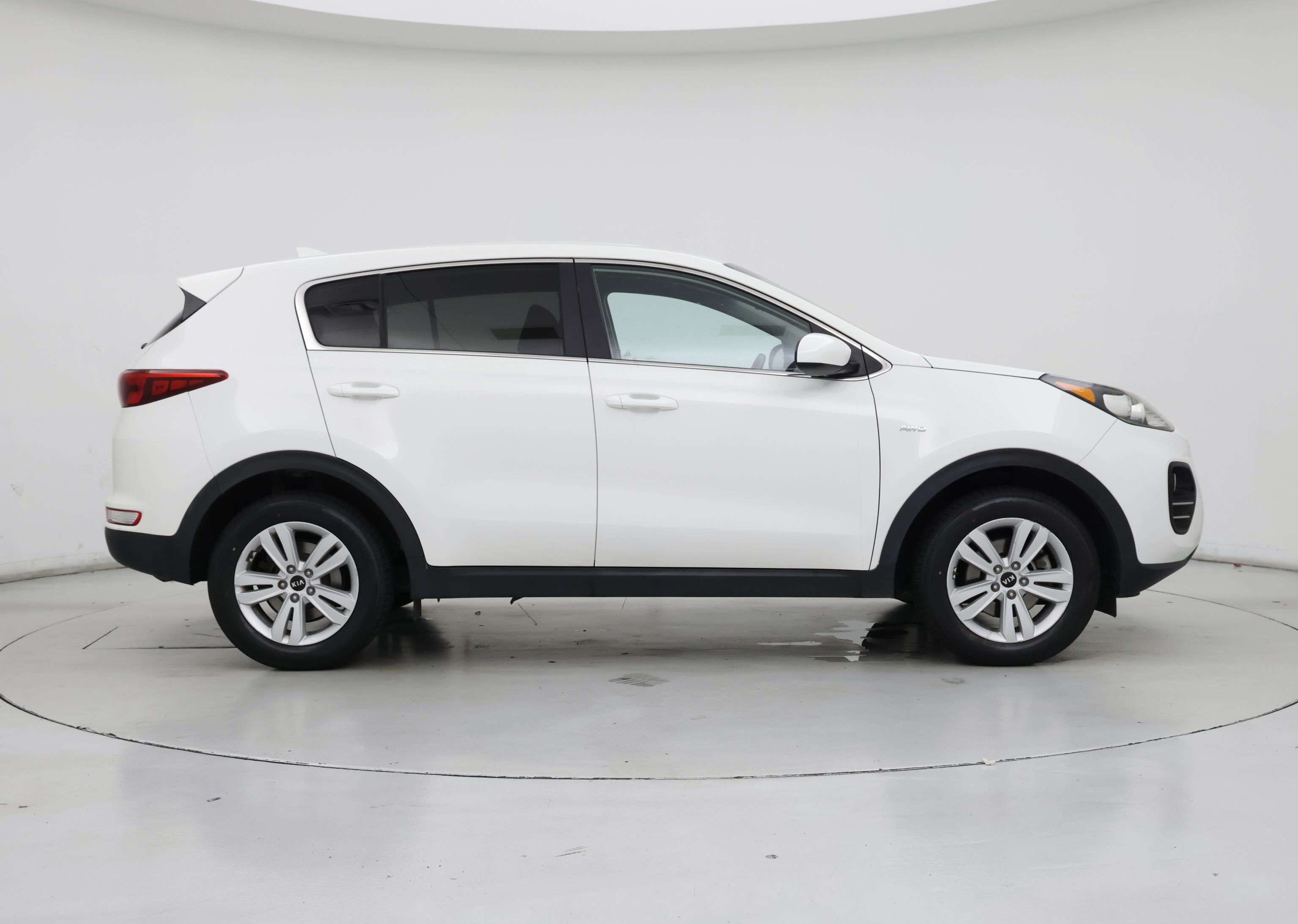 Thumbnail: 2019 Kia Sportage - 7