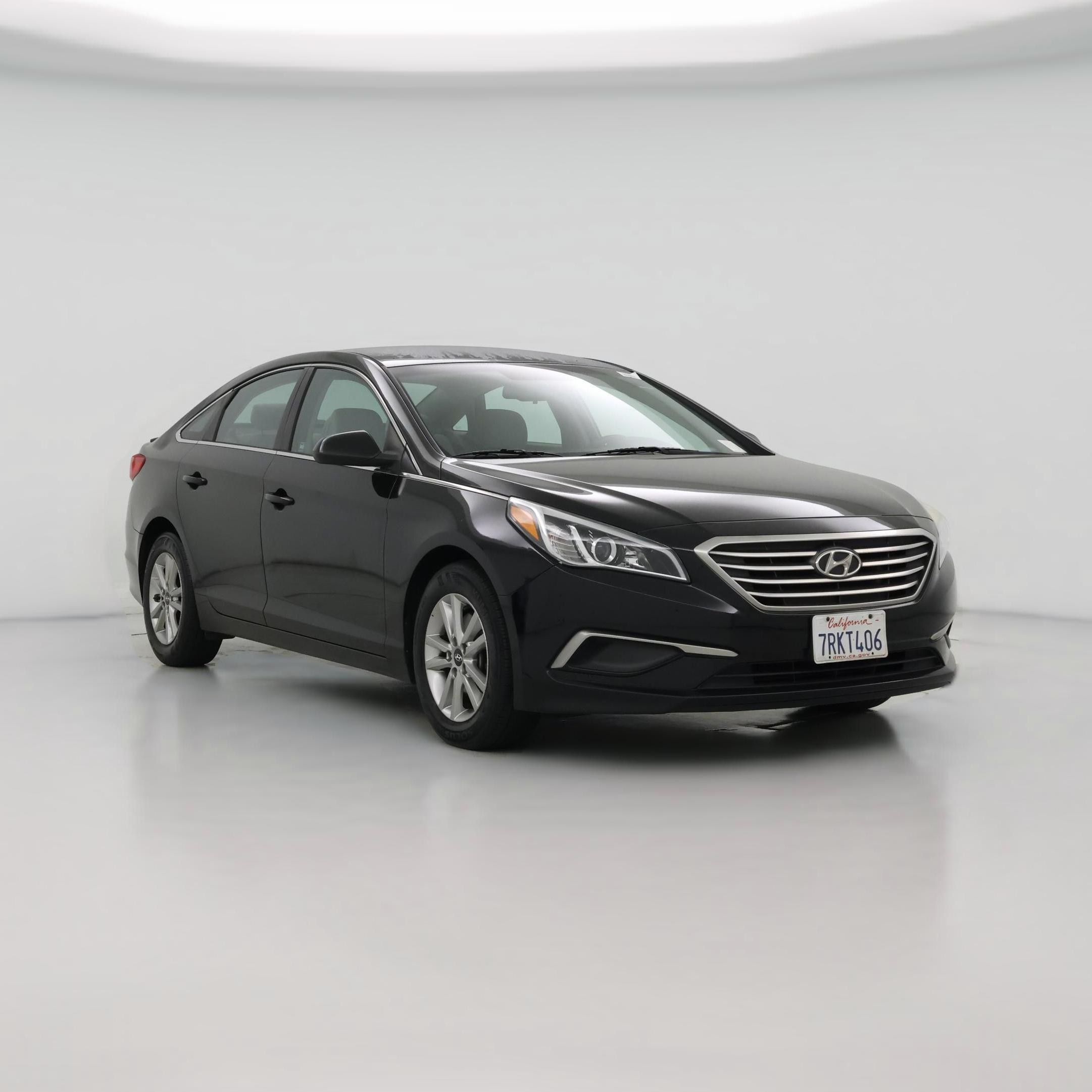 Thumbnail: 2016 Hyundai Sonata - 1