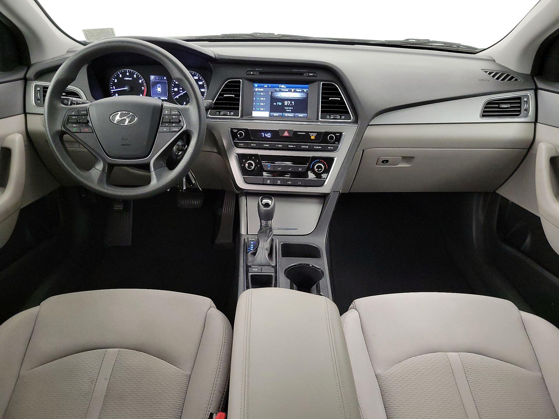 Thumbnail: 2016 Hyundai Sonata - 9