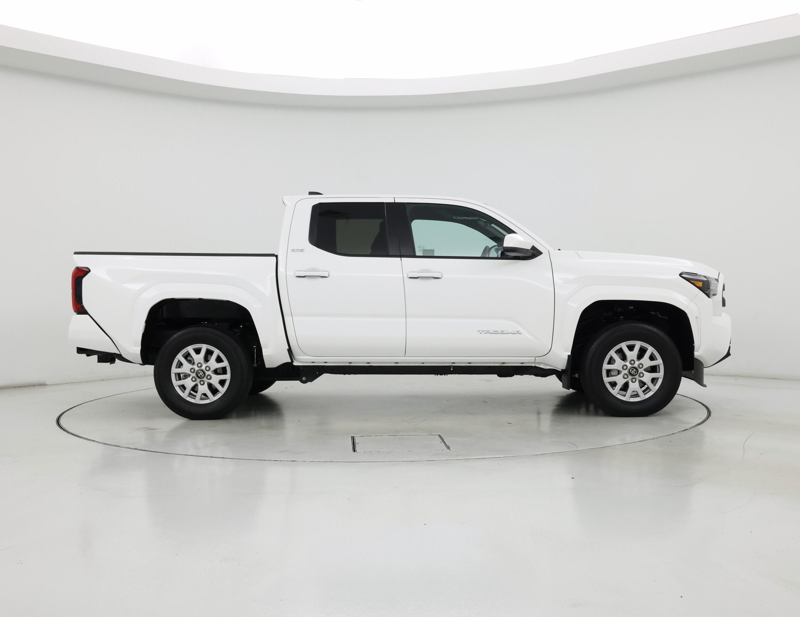 Thumbnail: 2024 Toyota Tacoma - 7