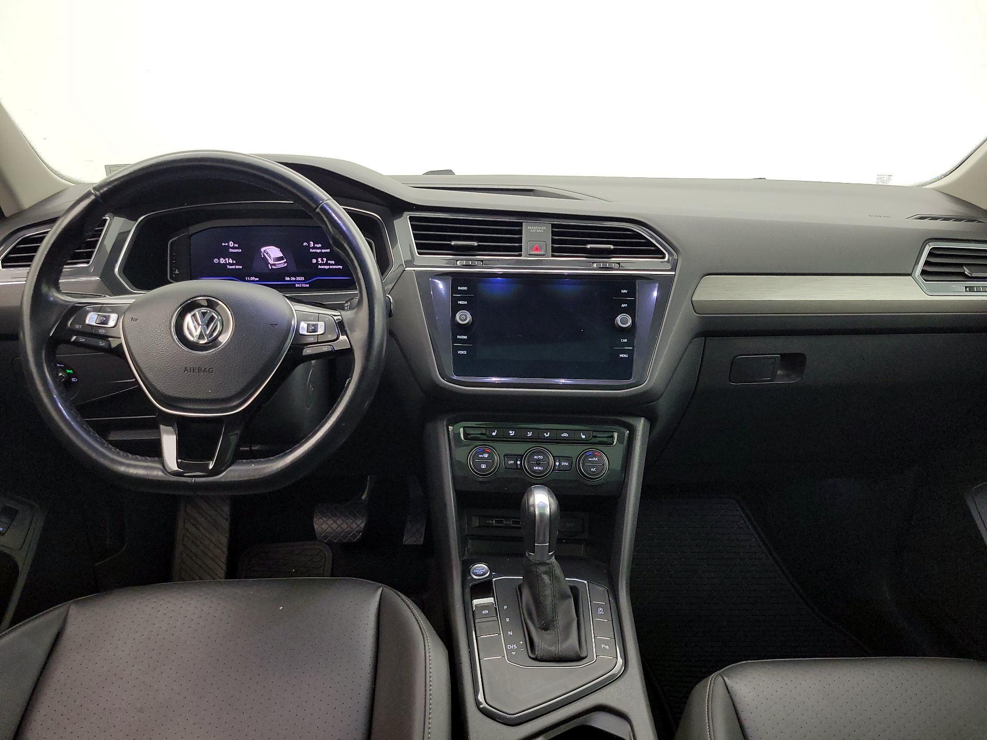Thumbnail: 2019 Volkswagen Tiguan - 9