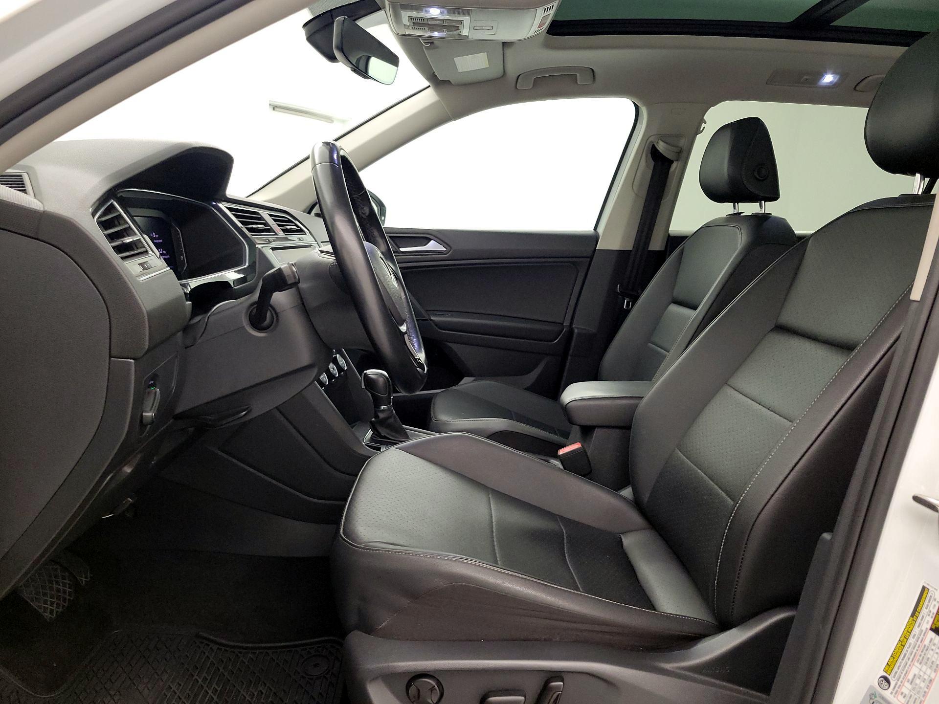 Thumbnail: 2019 Volkswagen Tiguan - 11