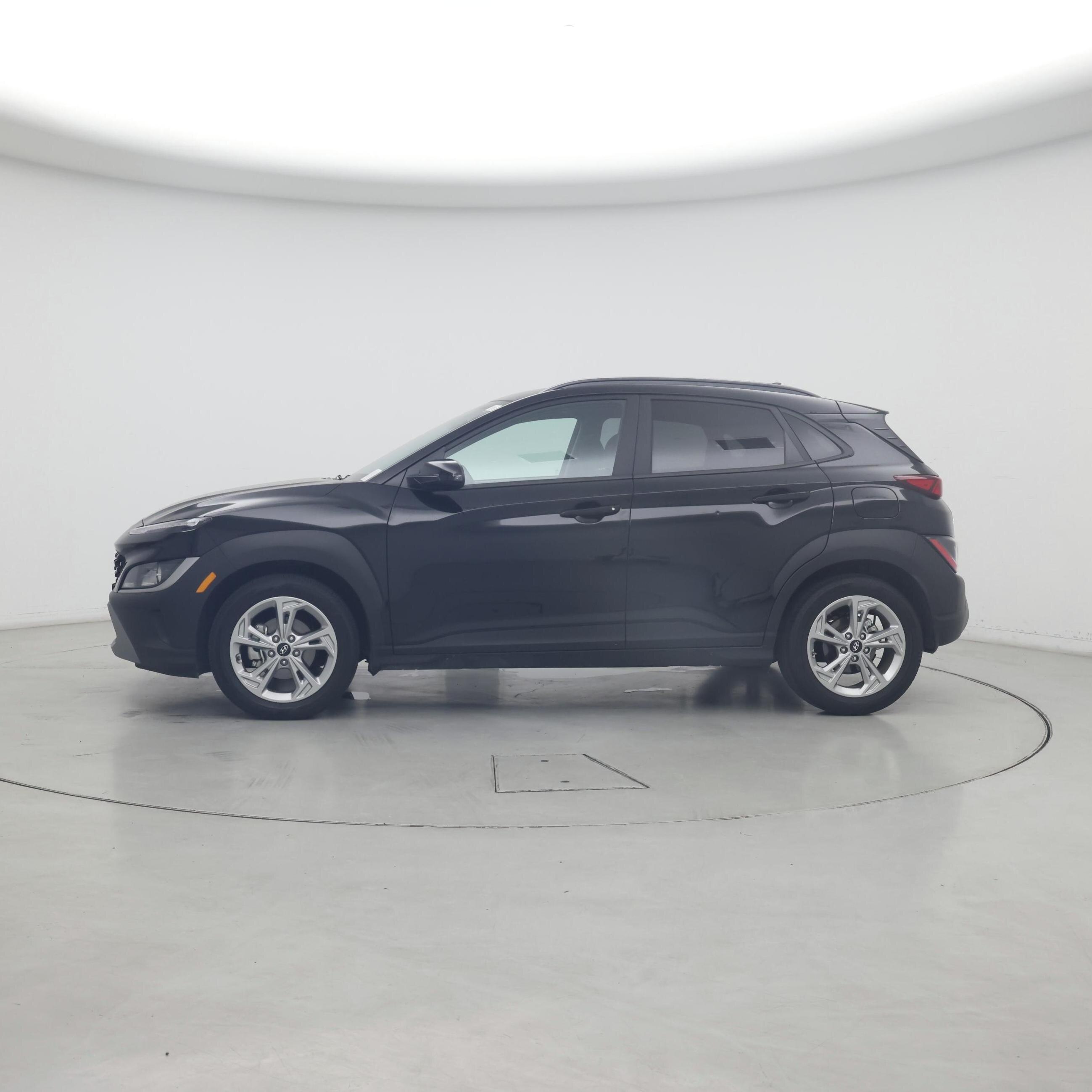 Thumbnail: 2023 Hyundai Kona - 3