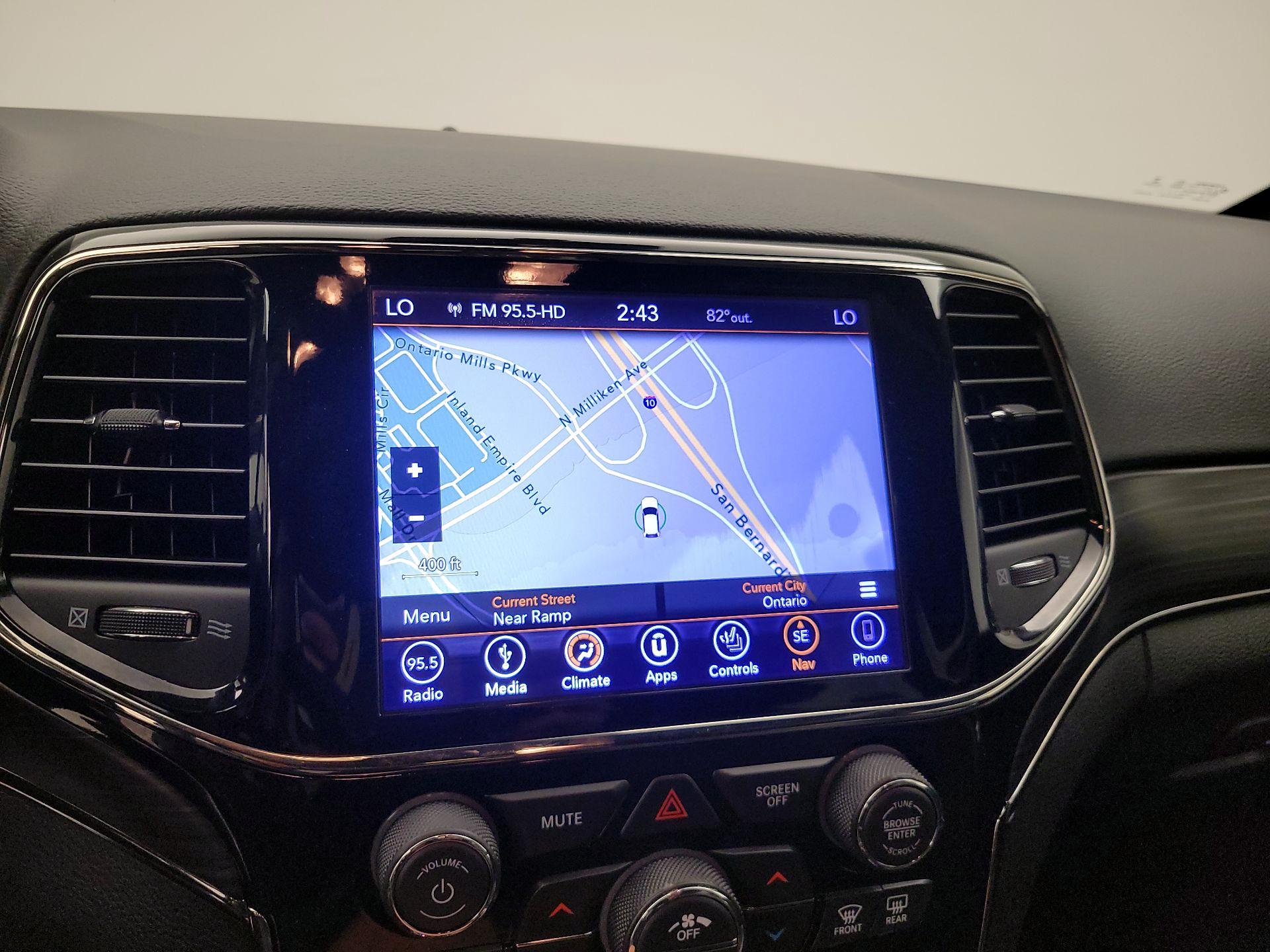 Thumbnail: 2019 Jeep Grand Cherokee - 14