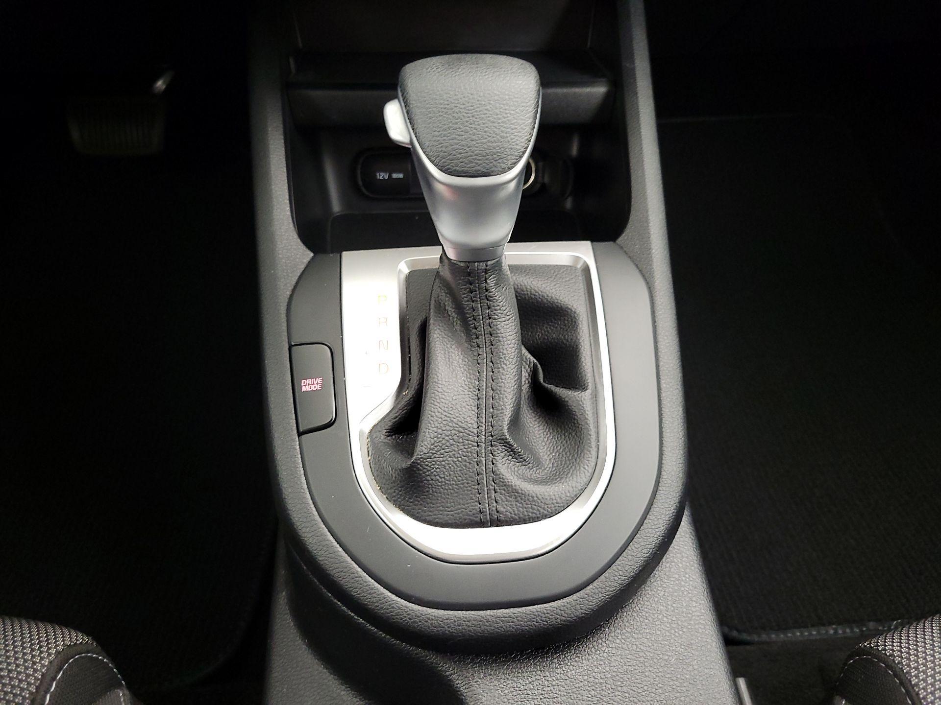 Thumbnail: 2022 Kia Forte - 17