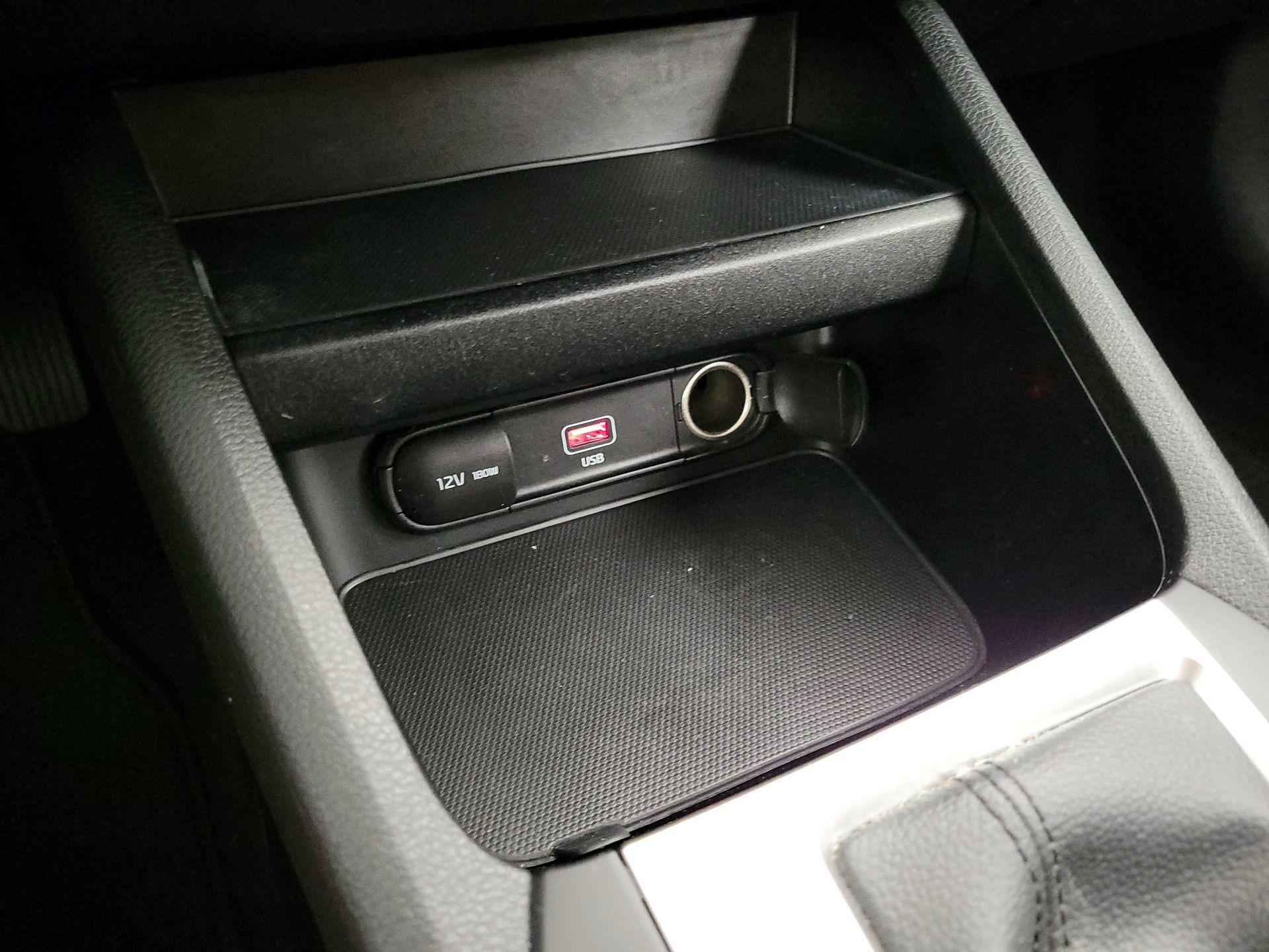 Thumbnail: 2022 Kia Forte - 18