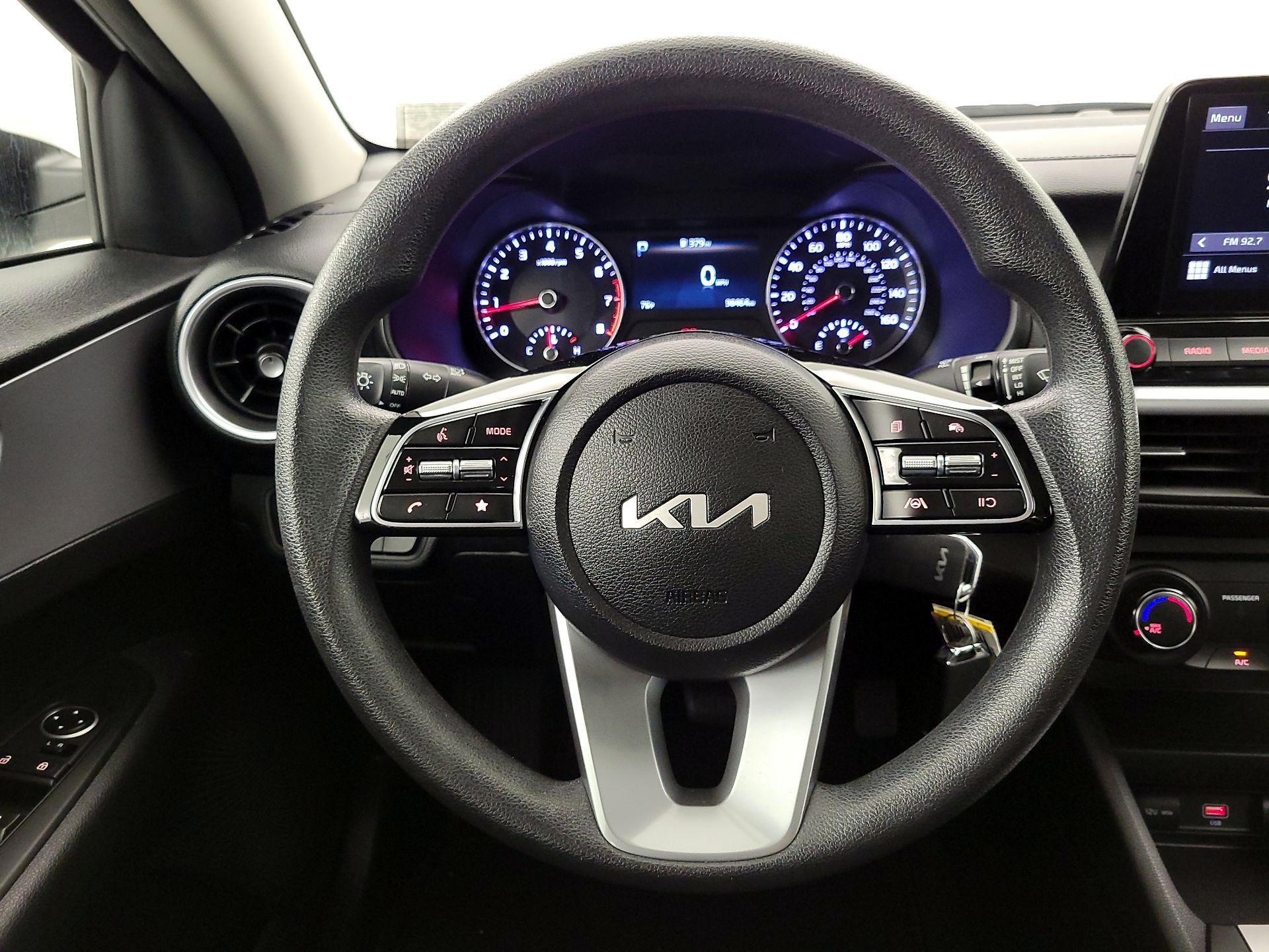 Thumbnail: 2022 Kia Forte - 10