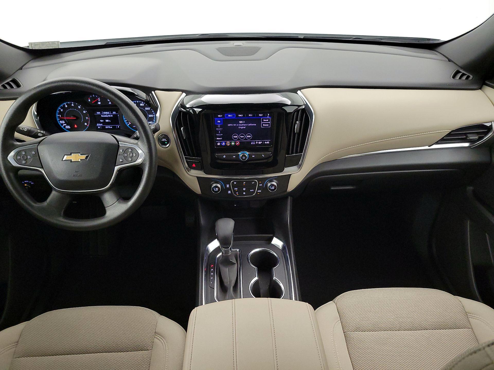 Thumbnail: 2022 Chevrolet Traverse - 9