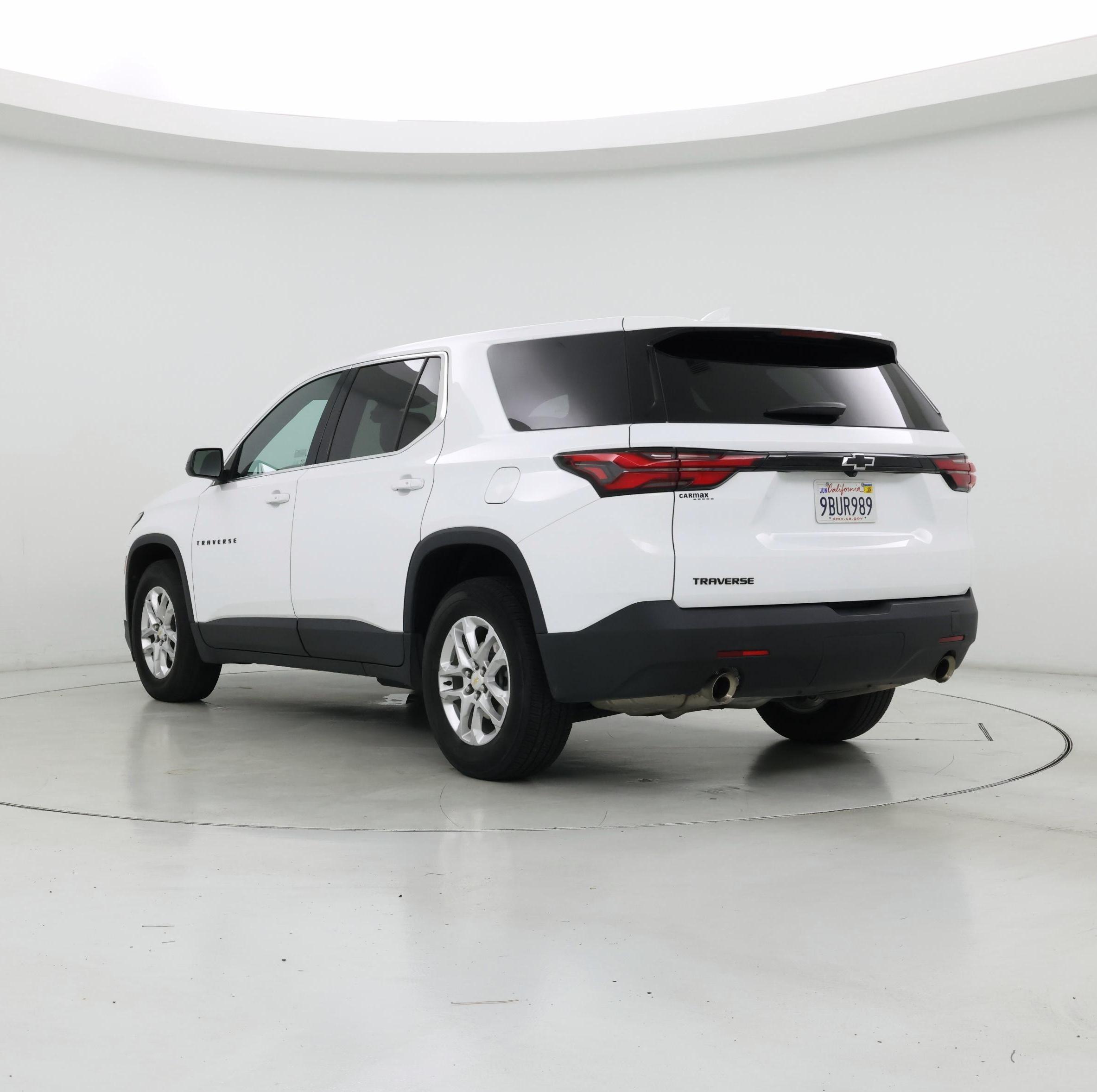 Thumbnail: 2022 Chevrolet Traverse - 2