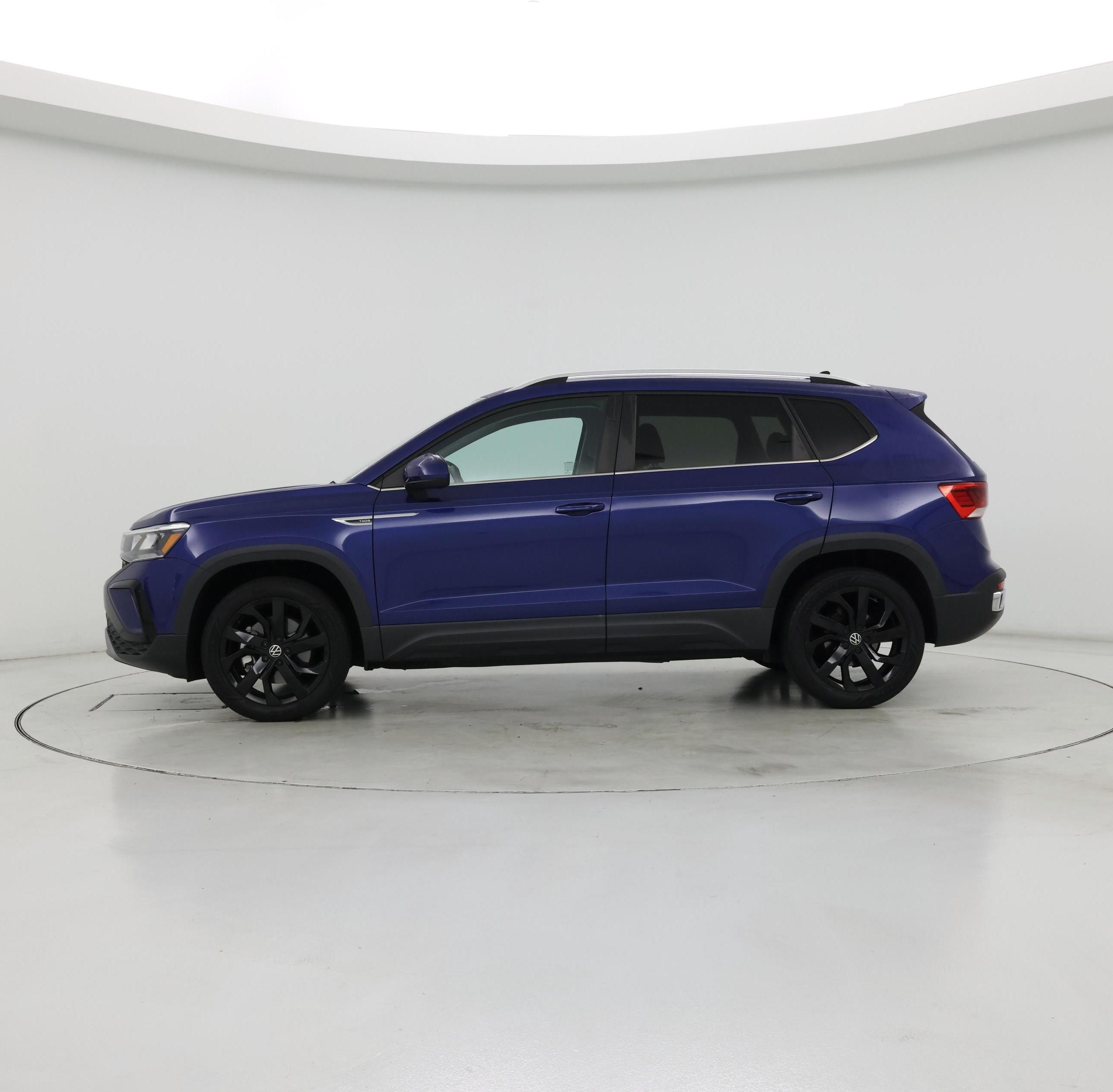 Thumbnail: 2022 Volkswagen Taos - 3