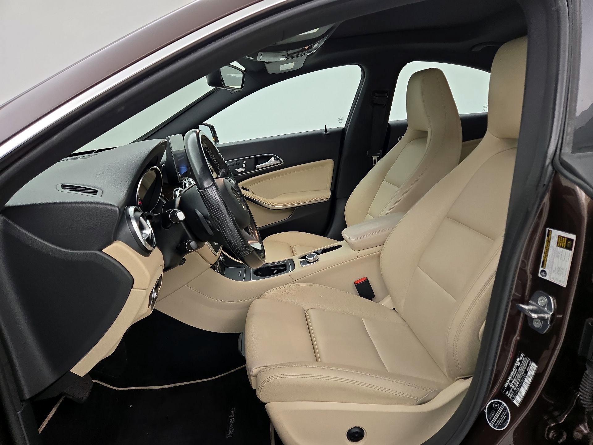 Thumbnail: 2019 Mercedes-Benz CLA - 9