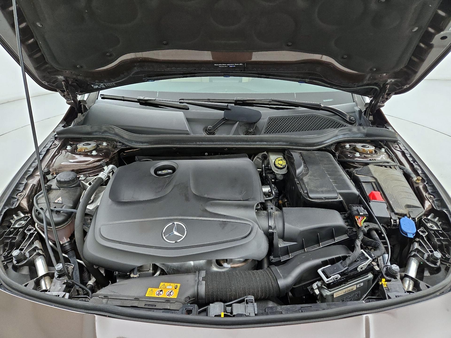 Thumbnail: 2019 Mercedes-Benz CLA - 20