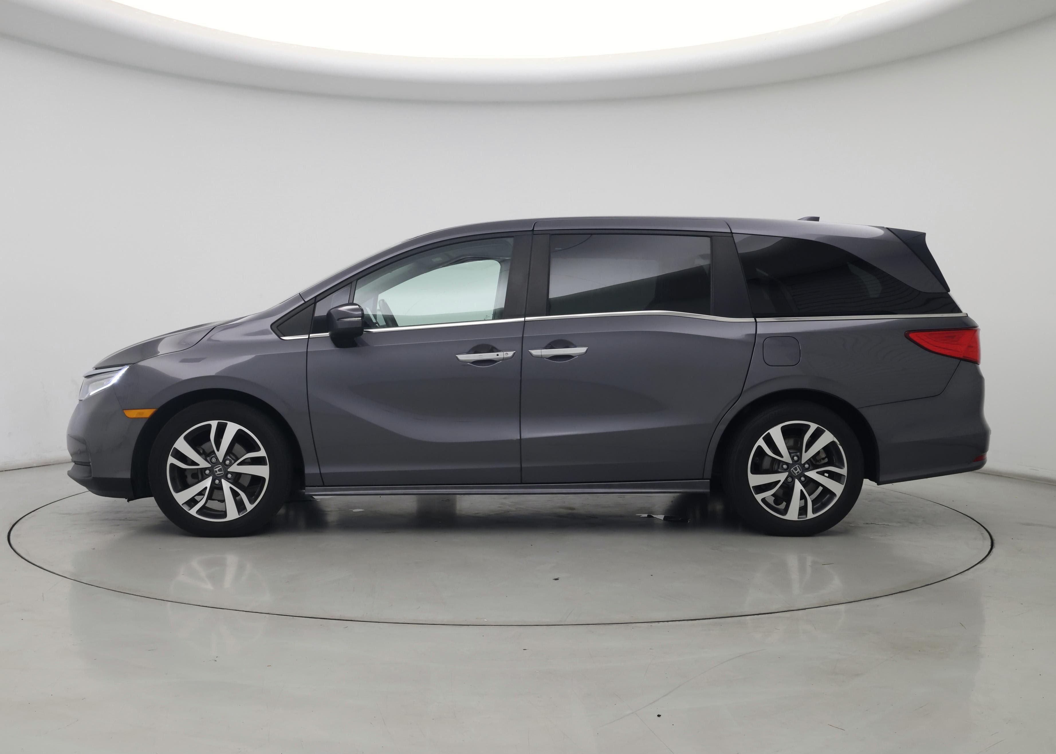 Thumbnail: 2022 Honda Odyssey - 3