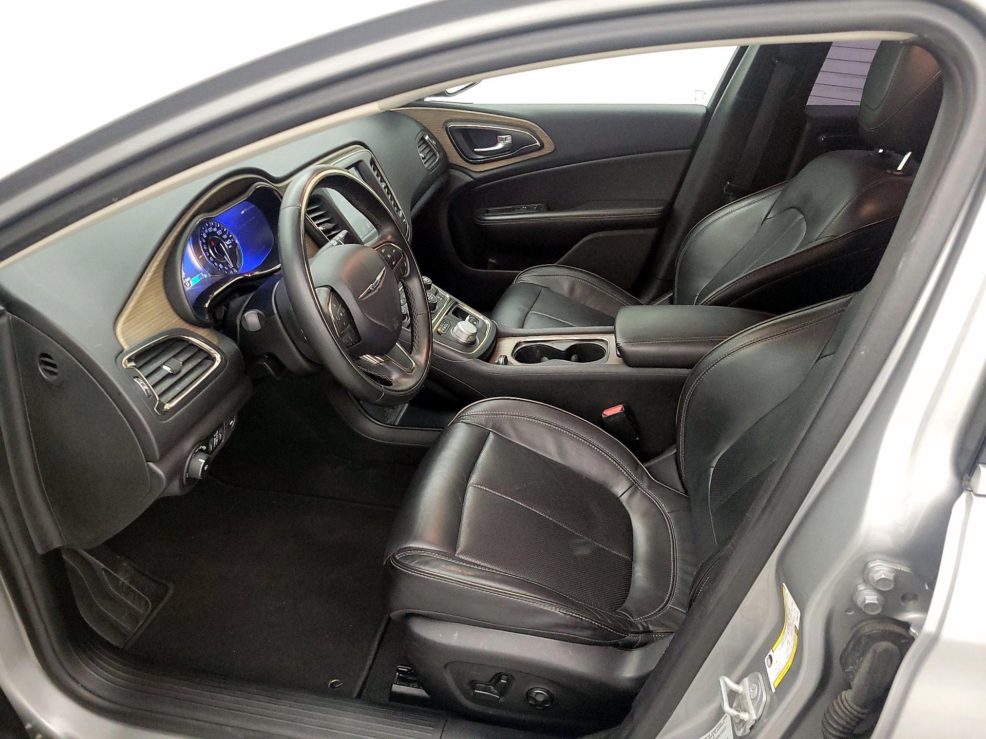 Thumbnail: 2015 Chrysler 200 - 11