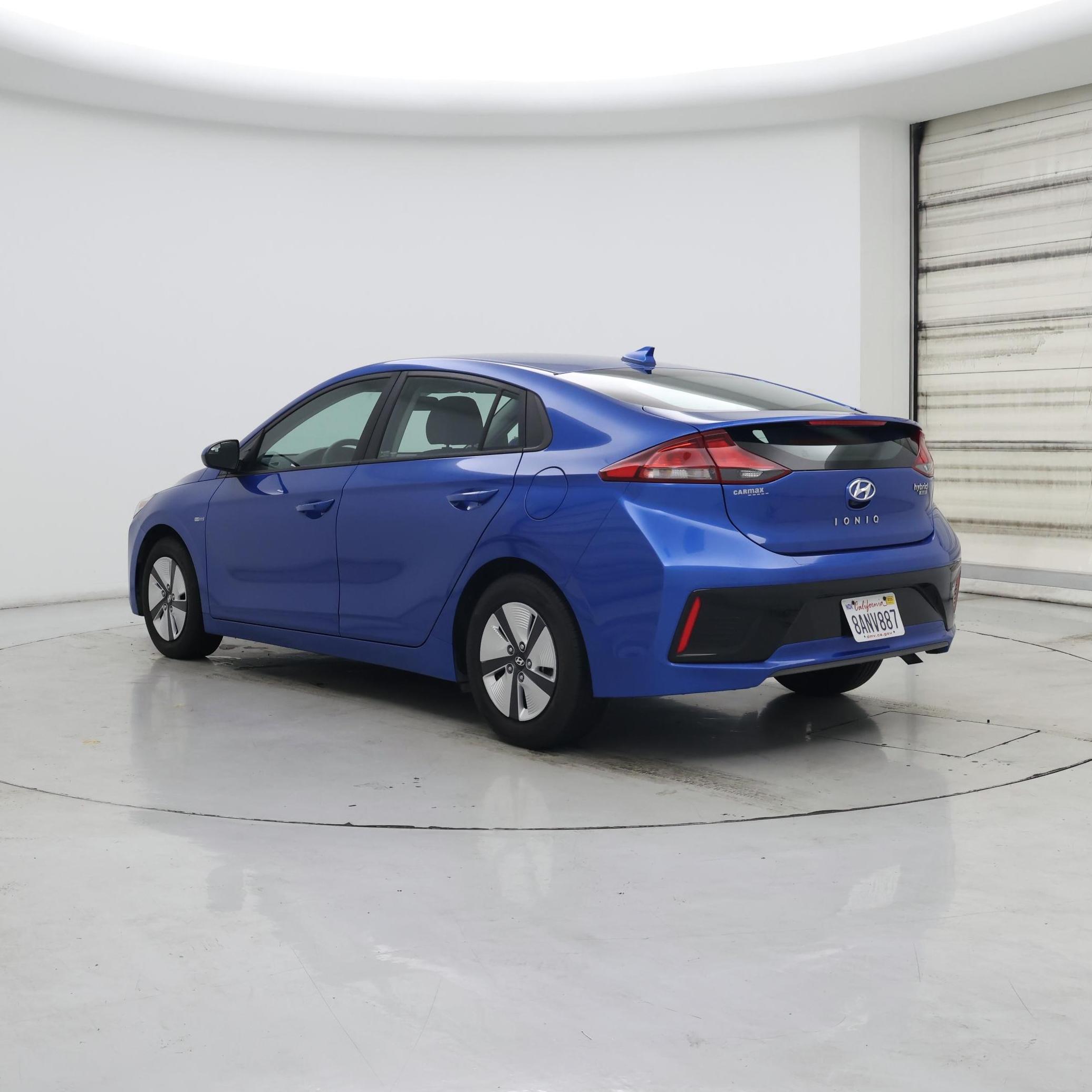 Thumbnail: 2017 Hyundai Ioniq - 2