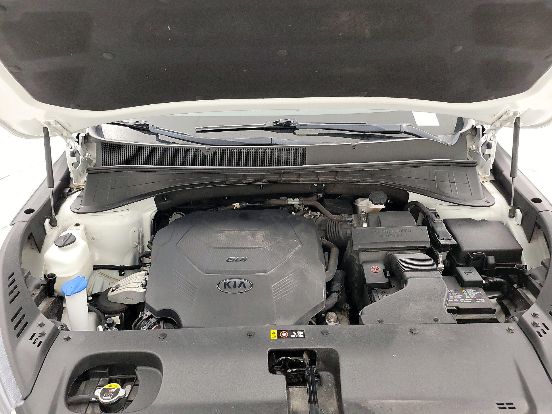 Thumbnail: 2019 Kia Sorento - 18