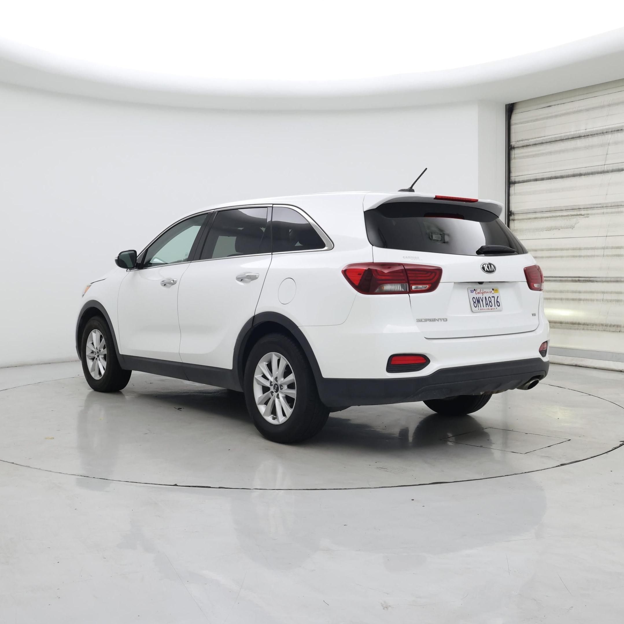 Thumbnail: 2019 Kia Sorento - 2