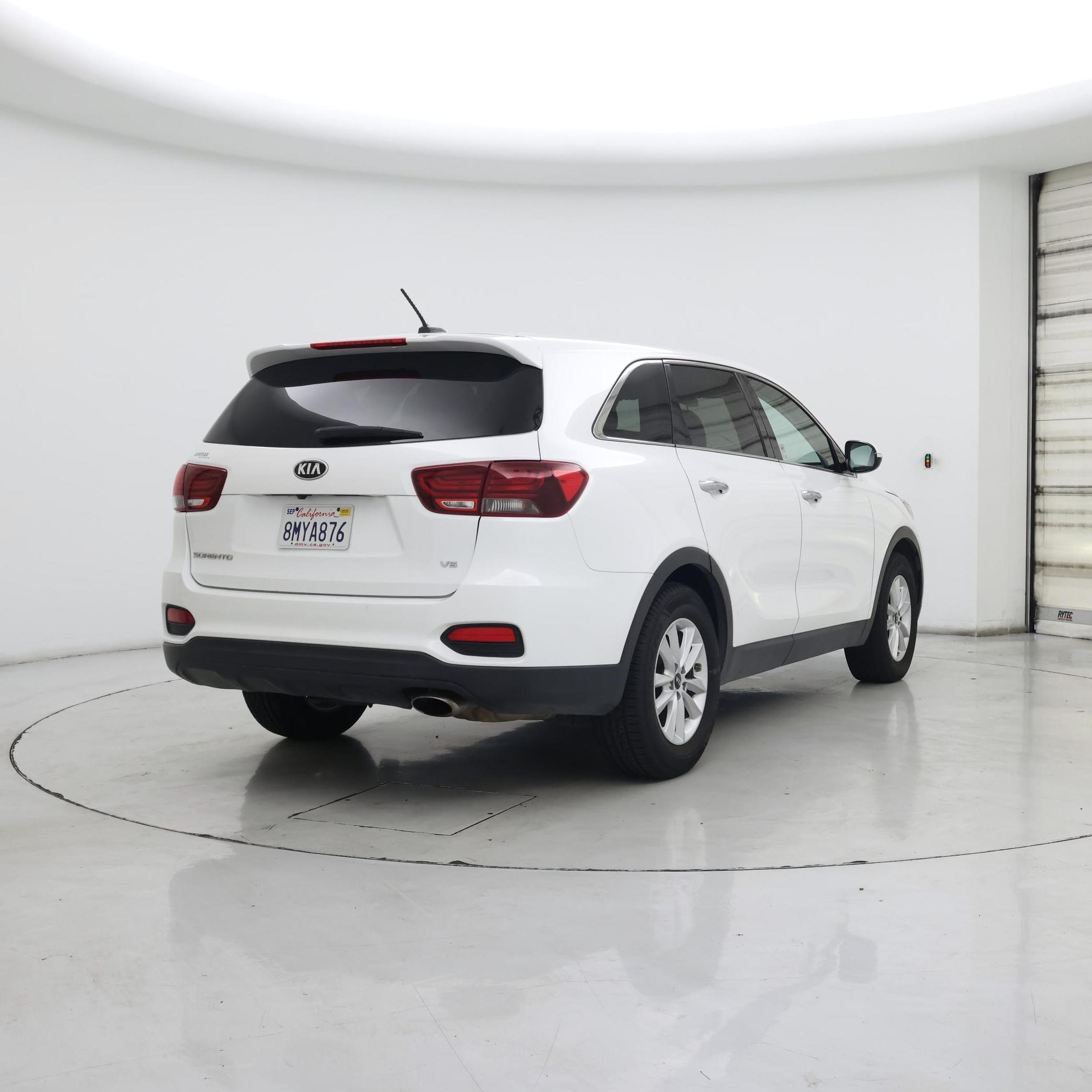Thumbnail: 2019 Kia Sorento - 8