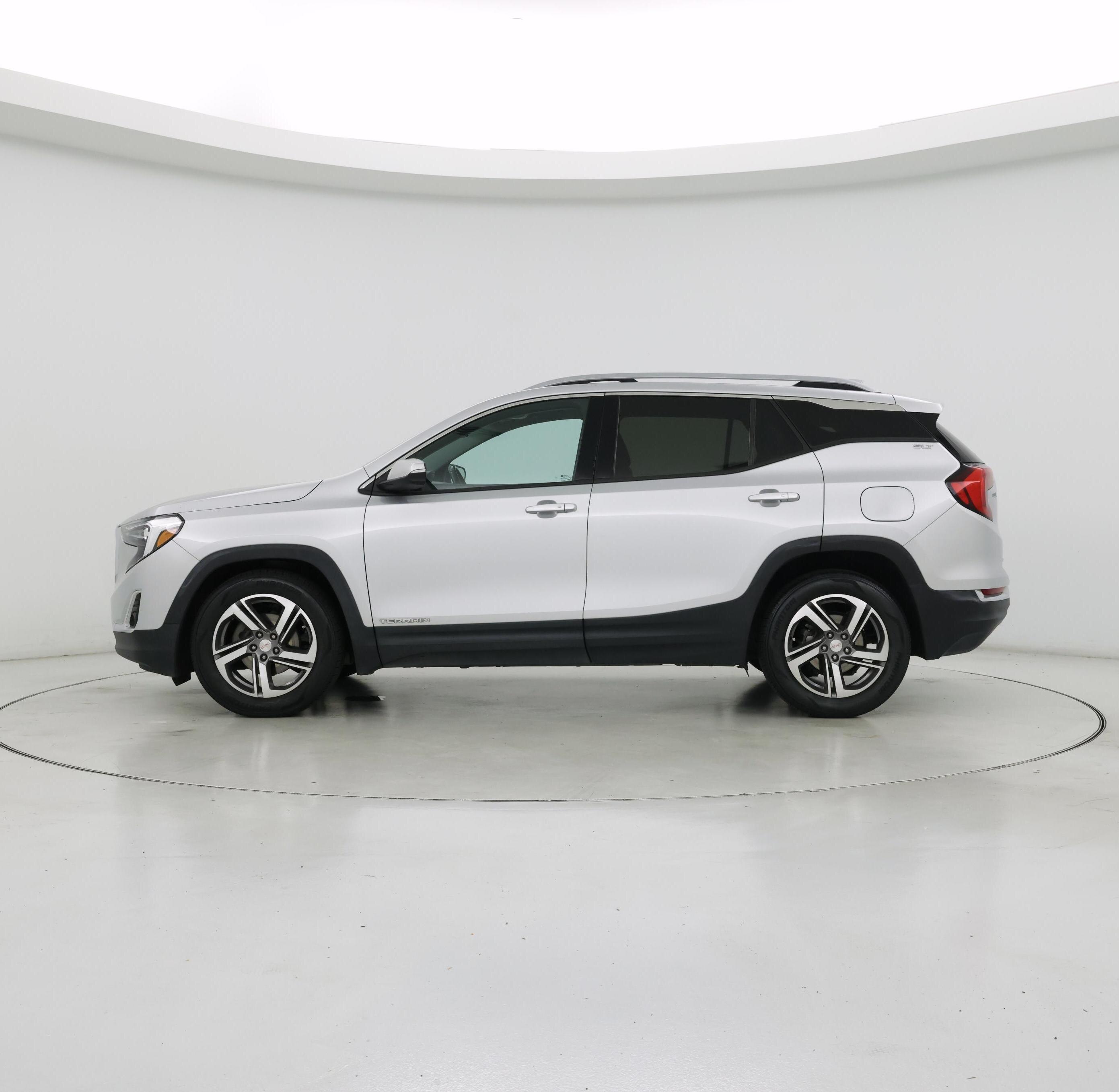 Thumbnail: 2020 GMC Terrain - 3
