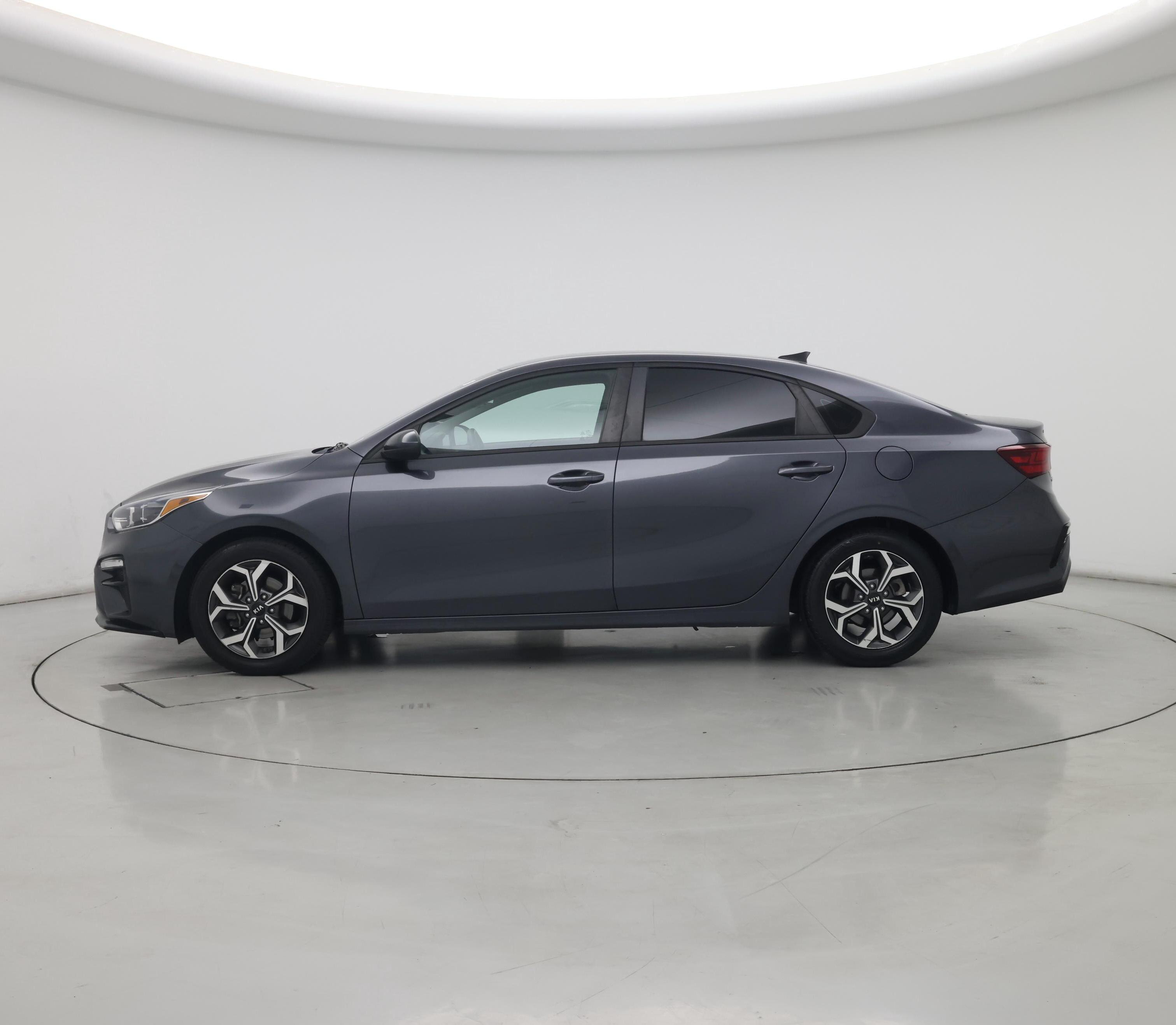 Thumbnail: 2019 Kia Forte - 3