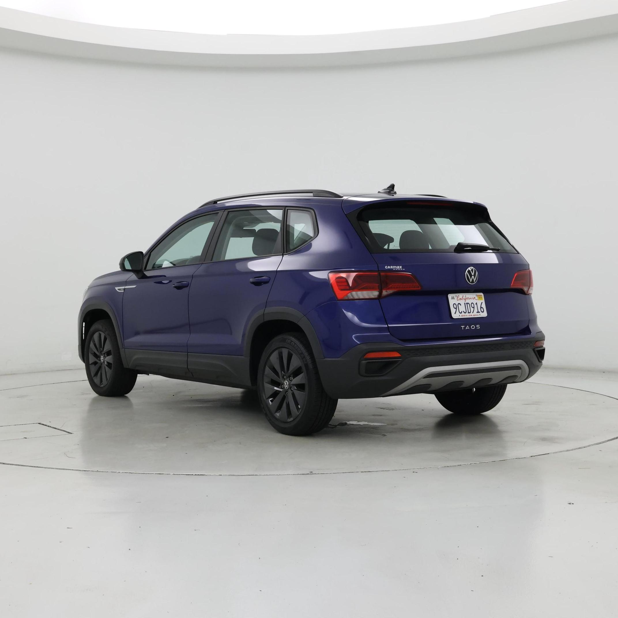 Thumbnail: 2022 Volkswagen Taos - 2