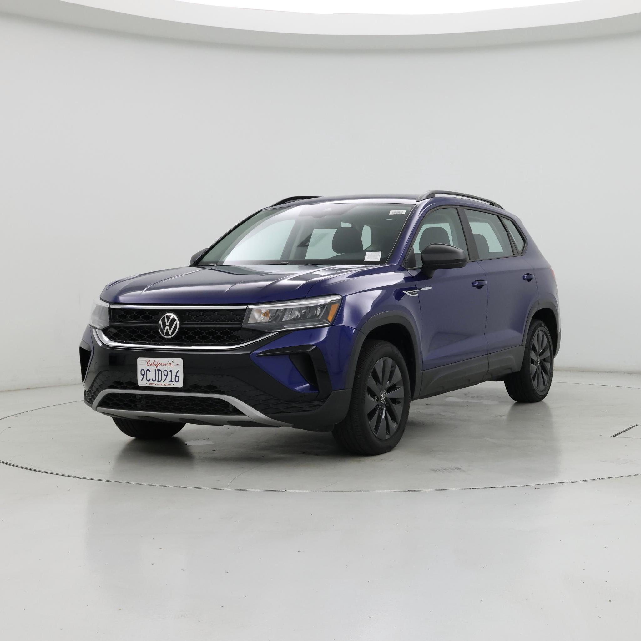 Thumbnail: 2022 Volkswagen Taos - 4