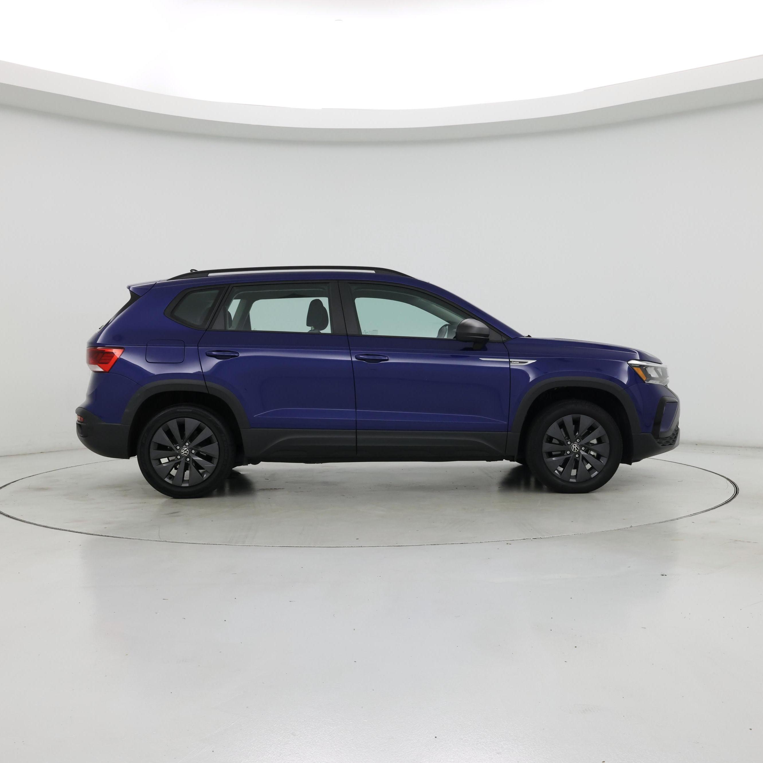 Thumbnail: 2022 Volkswagen Taos - 7
