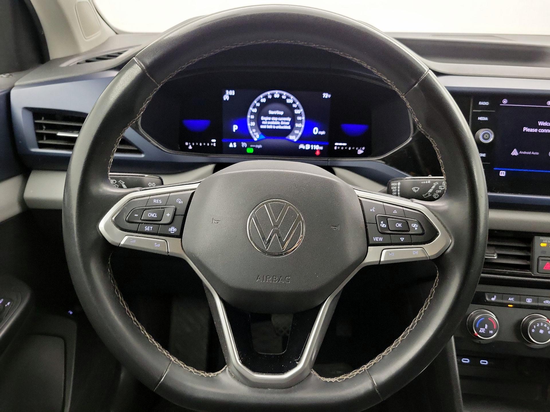 Thumbnail: 2022 Volkswagen Taos - 10
