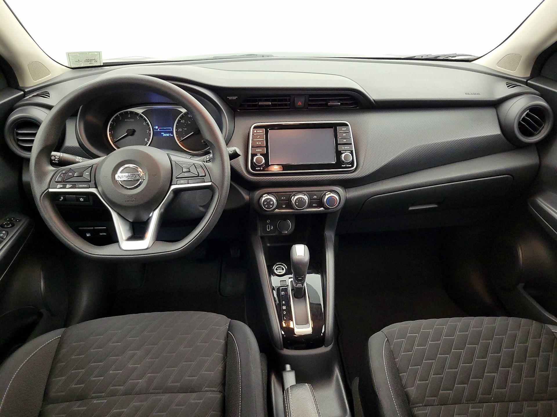 Thumbnail: 2021 Nissan Kicks - 9