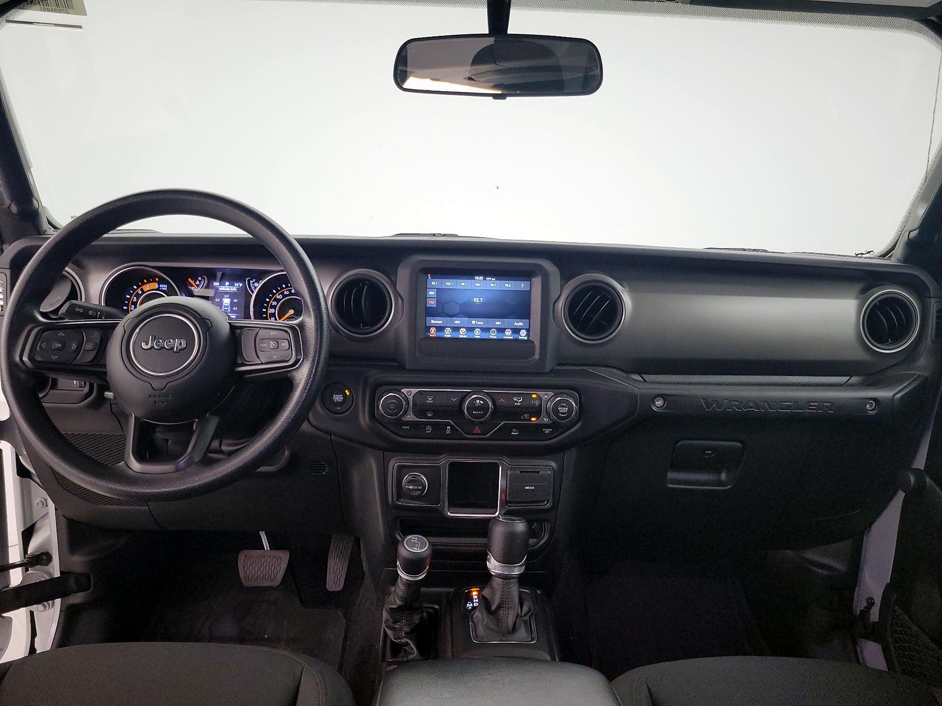 Thumbnail: 2023 Jeep Wrangler - 9