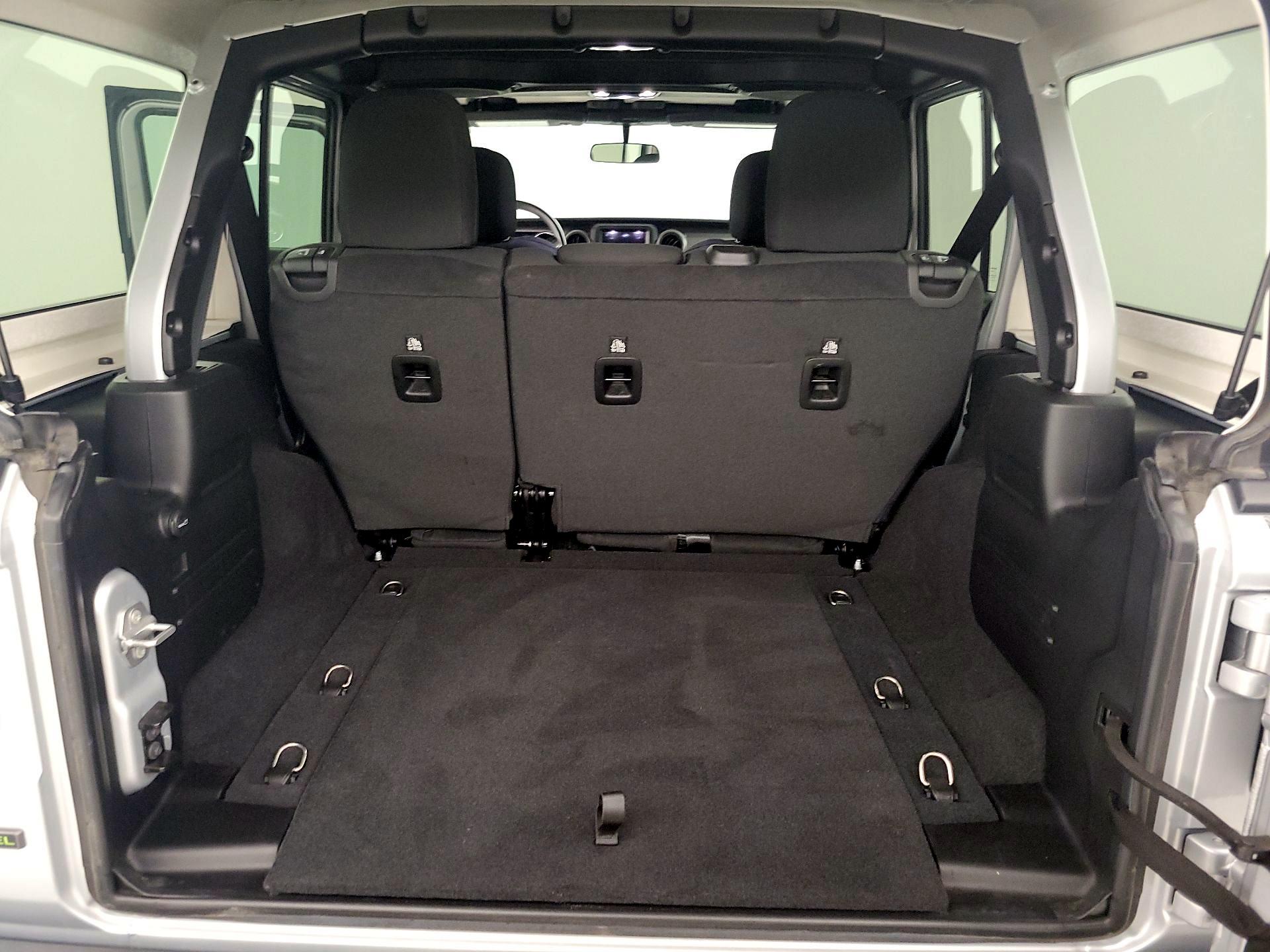 Thumbnail: 2023 Jeep Wrangler - 20