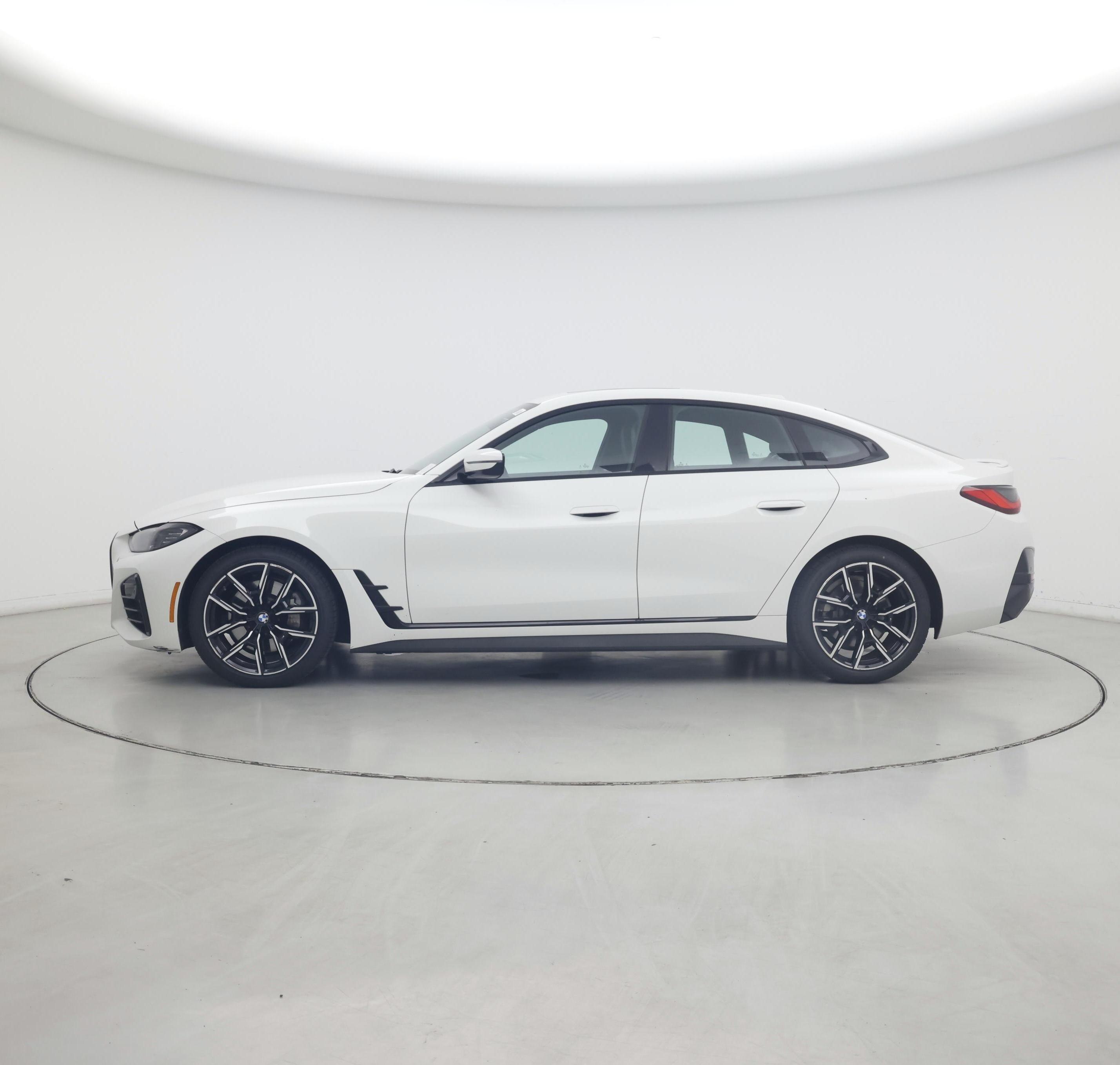Thumbnail: 2022 BMW 4 Series - 3