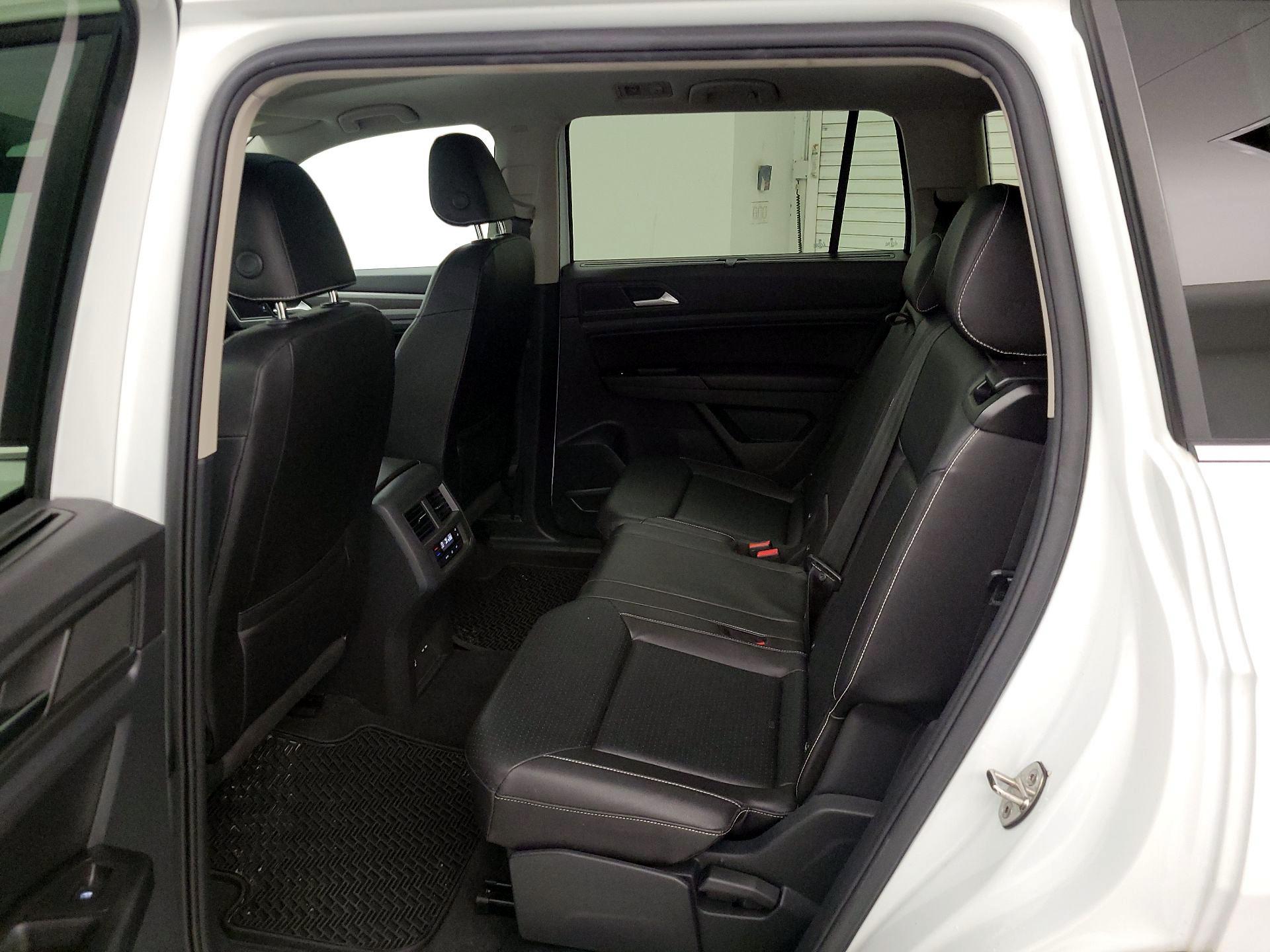 Thumbnail: 2021 Volkswagen Atlas - 20