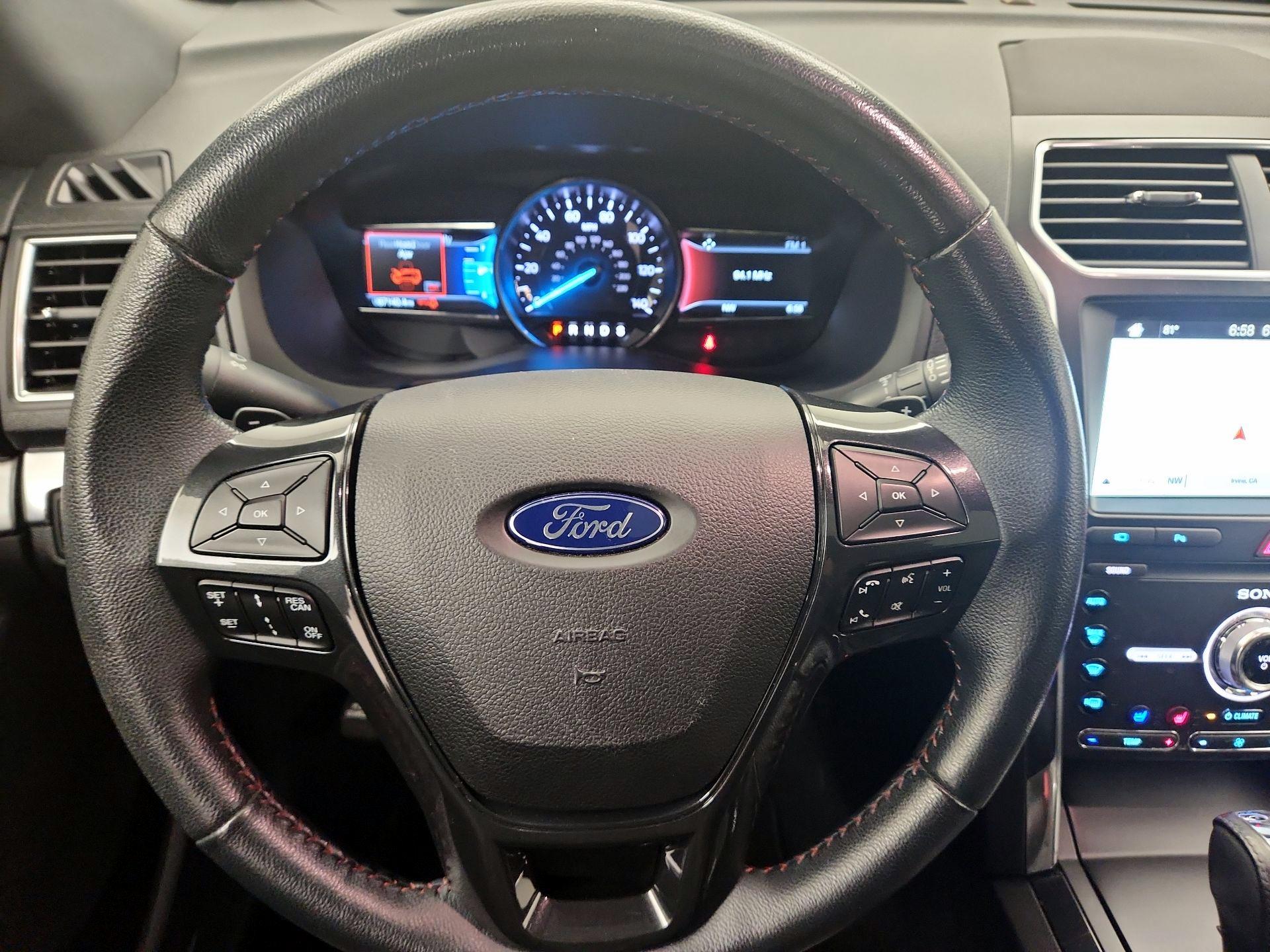 Thumbnail: 2019 Ford Explorer - 10