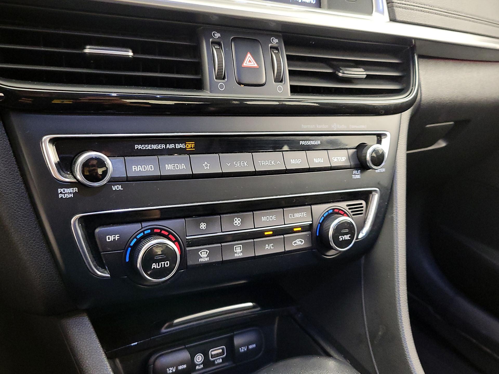 Thumbnail: 2019 Kia Optima - 17