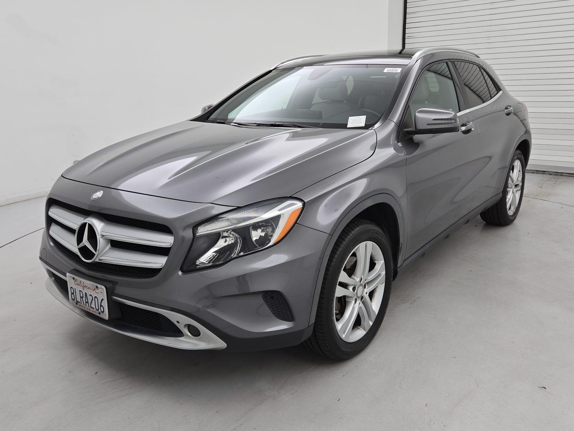 Thumbnail: 2017 Mercedes-Benz GLA - 3