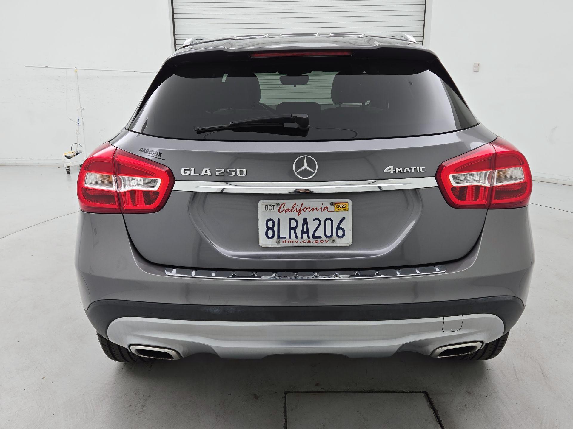Thumbnail: 2017 Mercedes-Benz GLA - 6