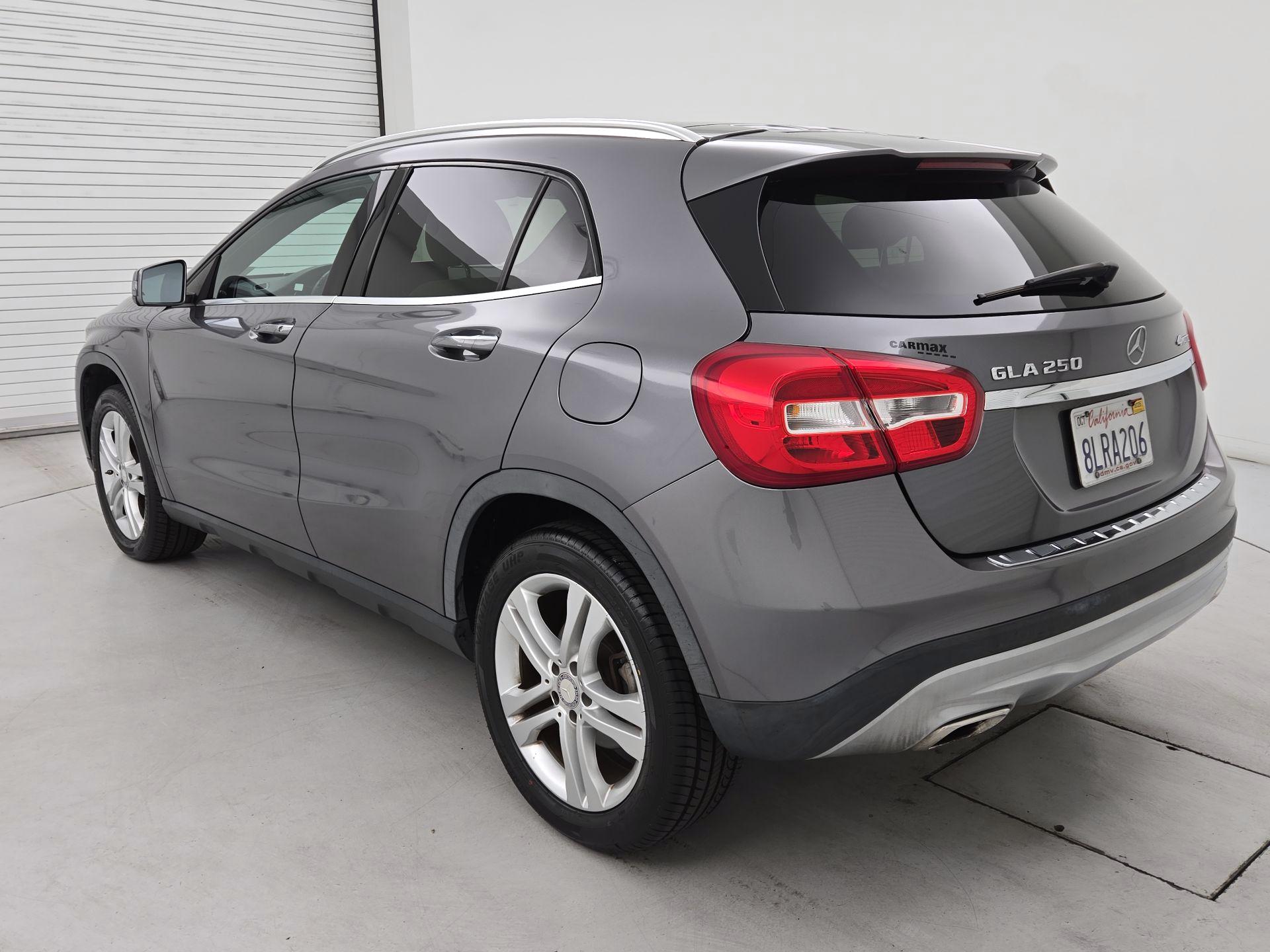 Thumbnail: 2017 Mercedes-Benz GLA - 7