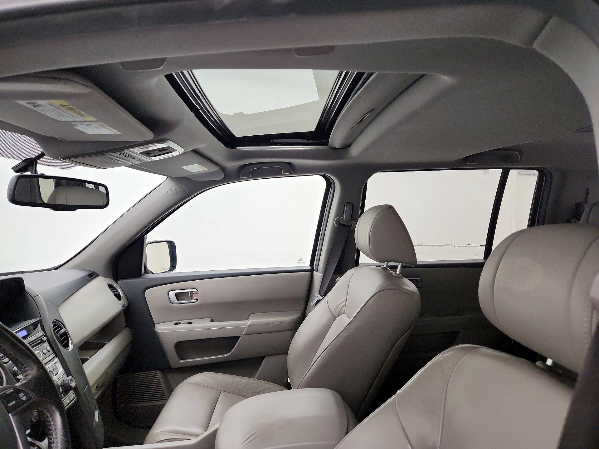 Thumbnail: 2013 Honda Pilot - 19