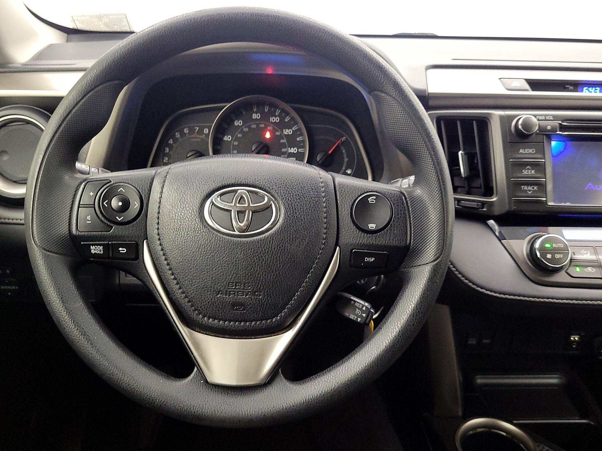 Thumbnail: 2013 Toyota RAV4 - 10
