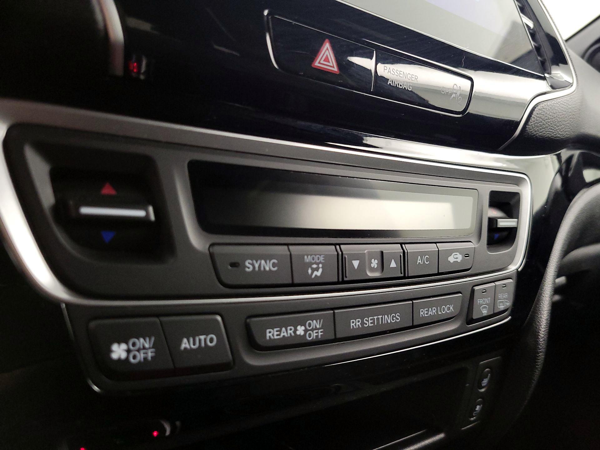 Thumbnail: 2020 Honda Passport - 17