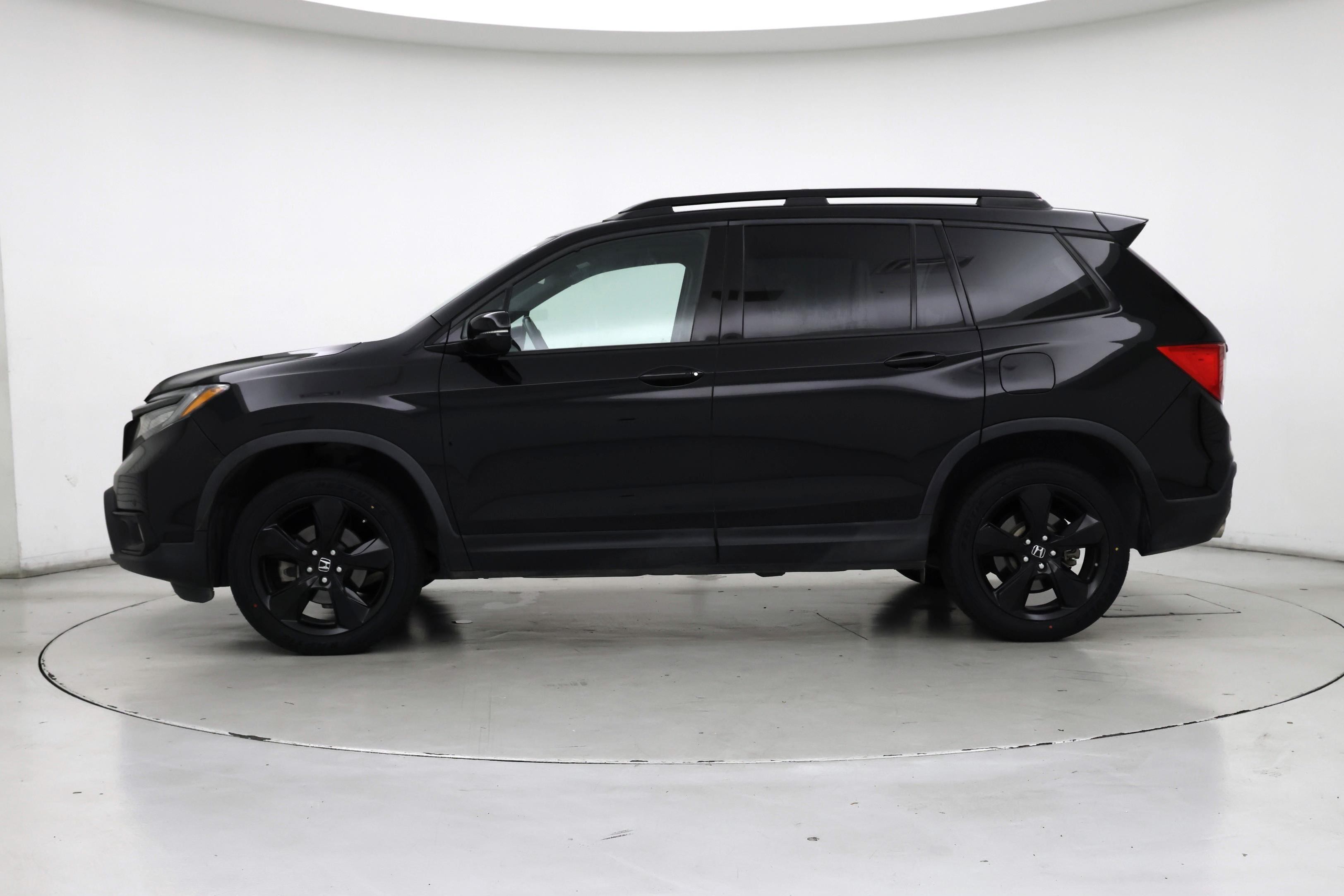 Thumbnail: 2020 Honda Passport - 3