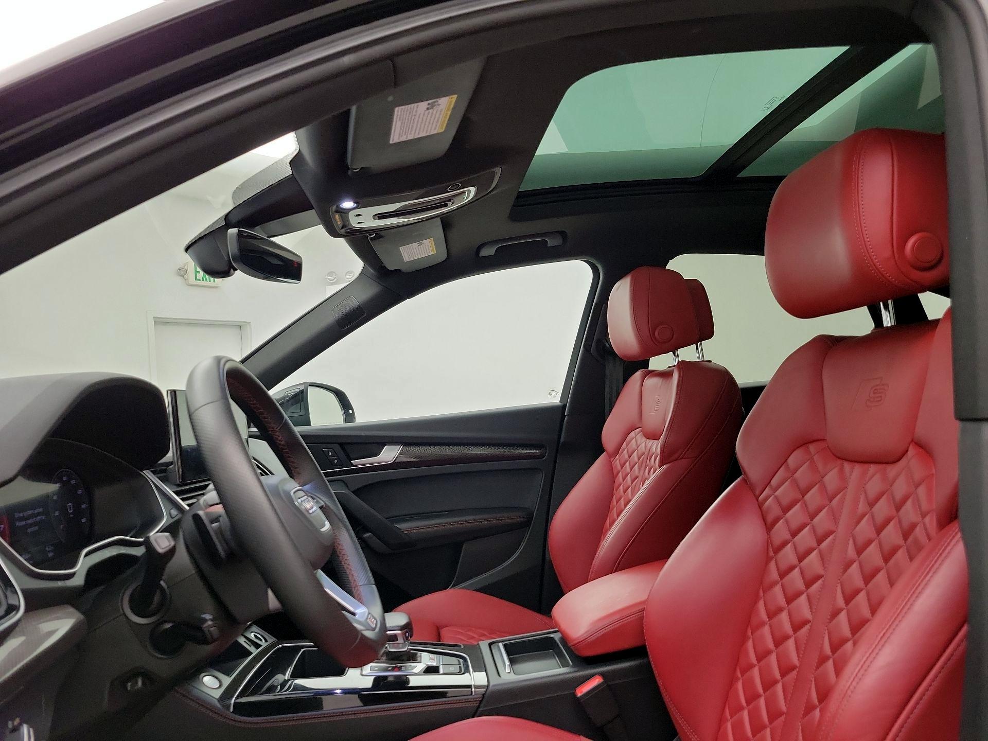 Thumbnail: 2022 Audi SQ5 - 20