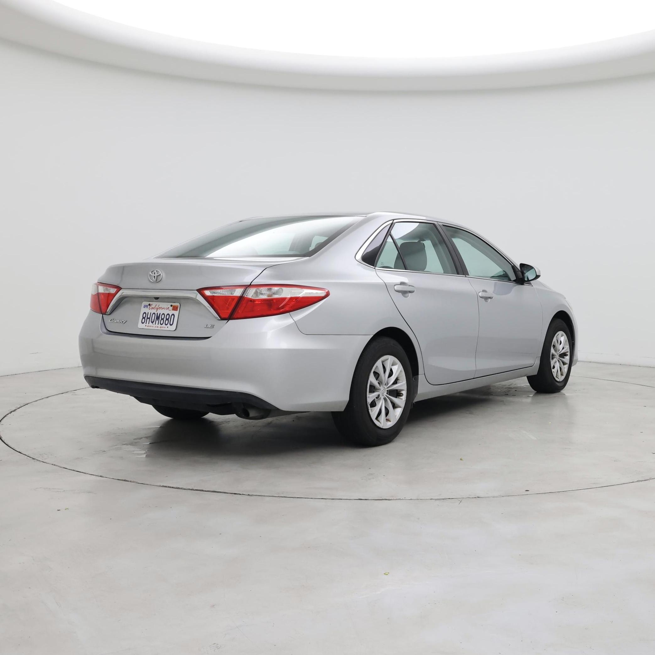 Thumbnail: 2016 Toyota Camry - 8