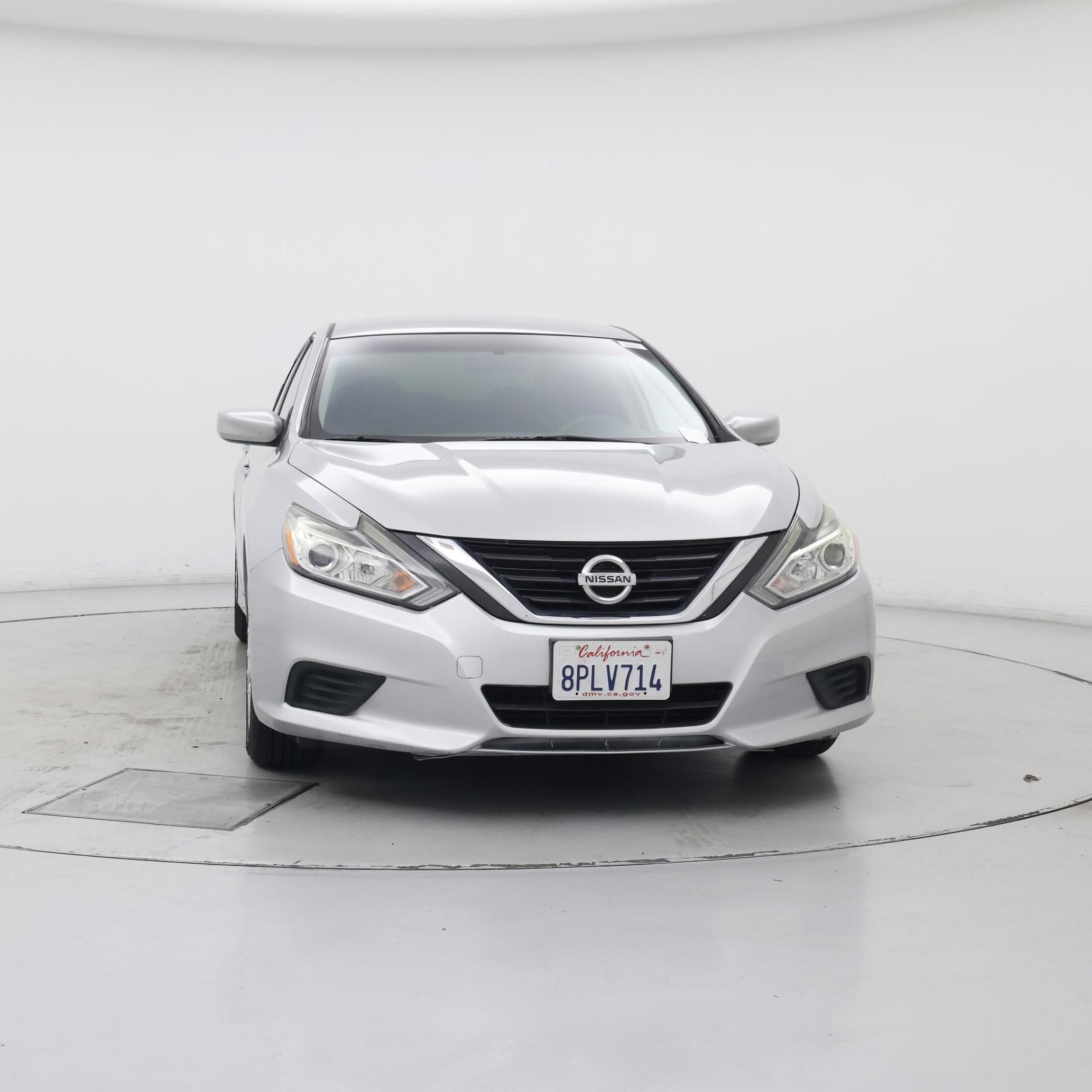 Thumbnail: 2017 Nissan Altima - 5