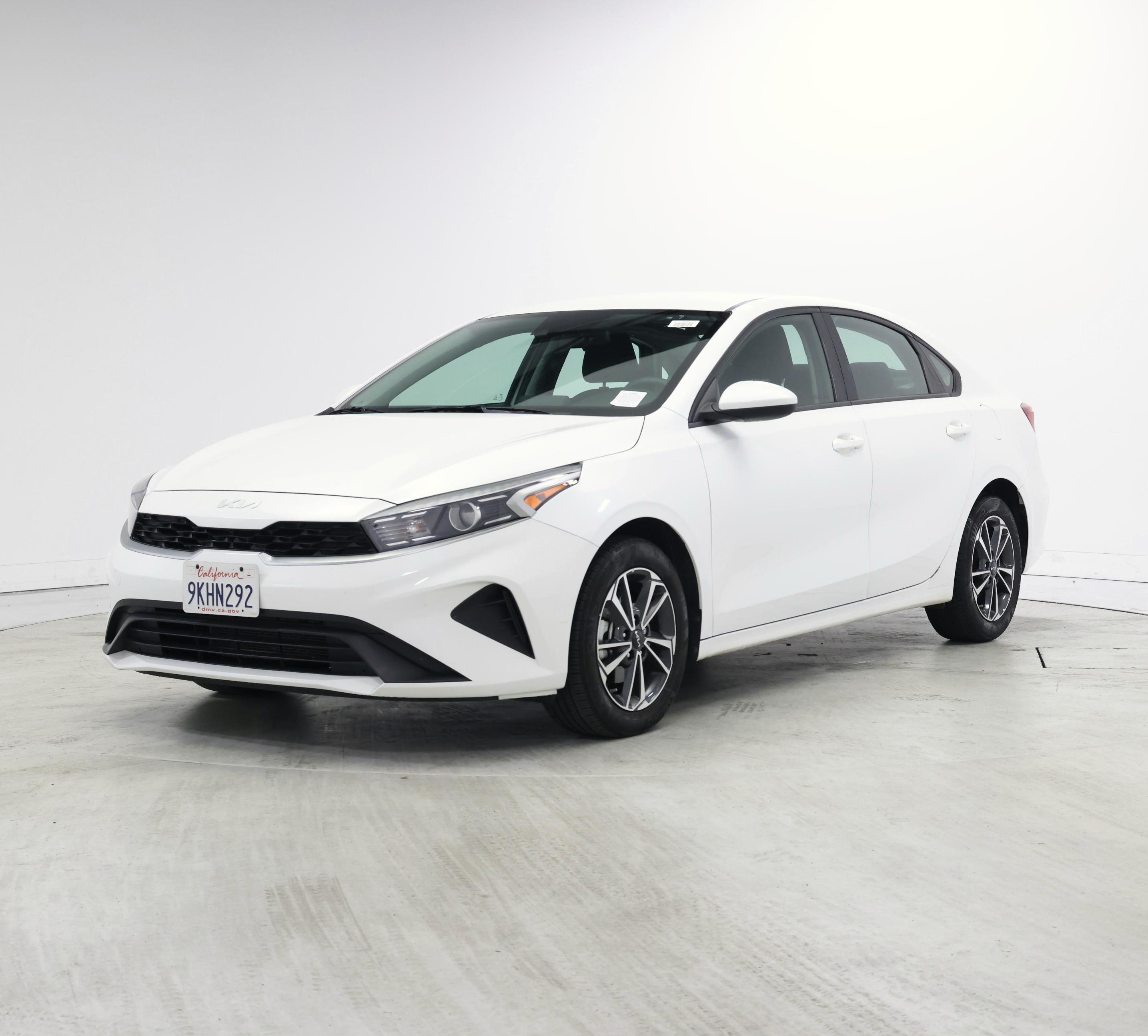 Thumbnail: 2024 Kia Forte - 4